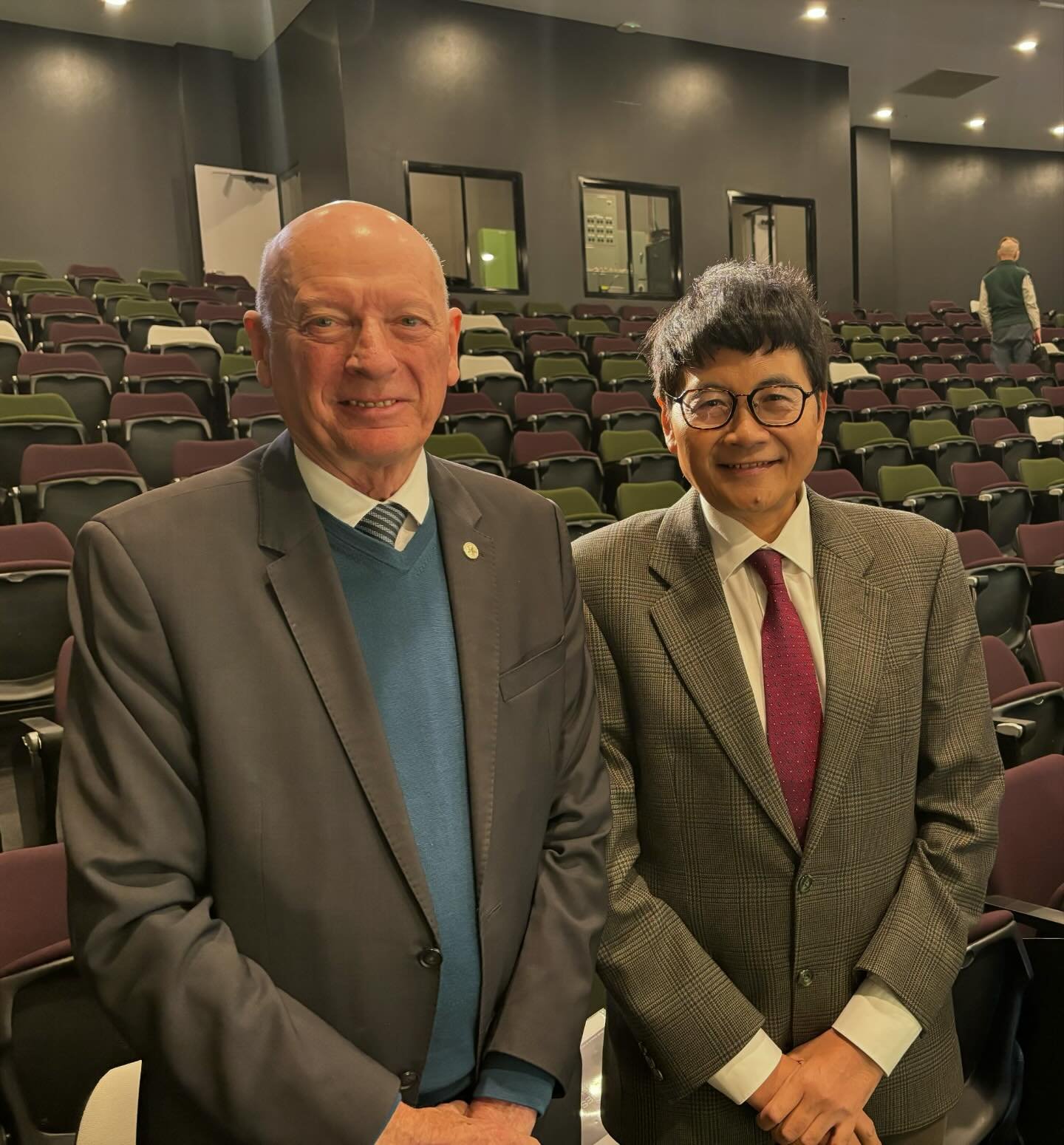 Good to meet, again, H.E. Dr Siswo Pramono, Indonesian Ambassador, at the Canberra Region Tourism Advisory Forum last Thursday at the National Convention Centre. H.E. spoke about increasing Indonesian tourist visitations to Australia, the newly annou