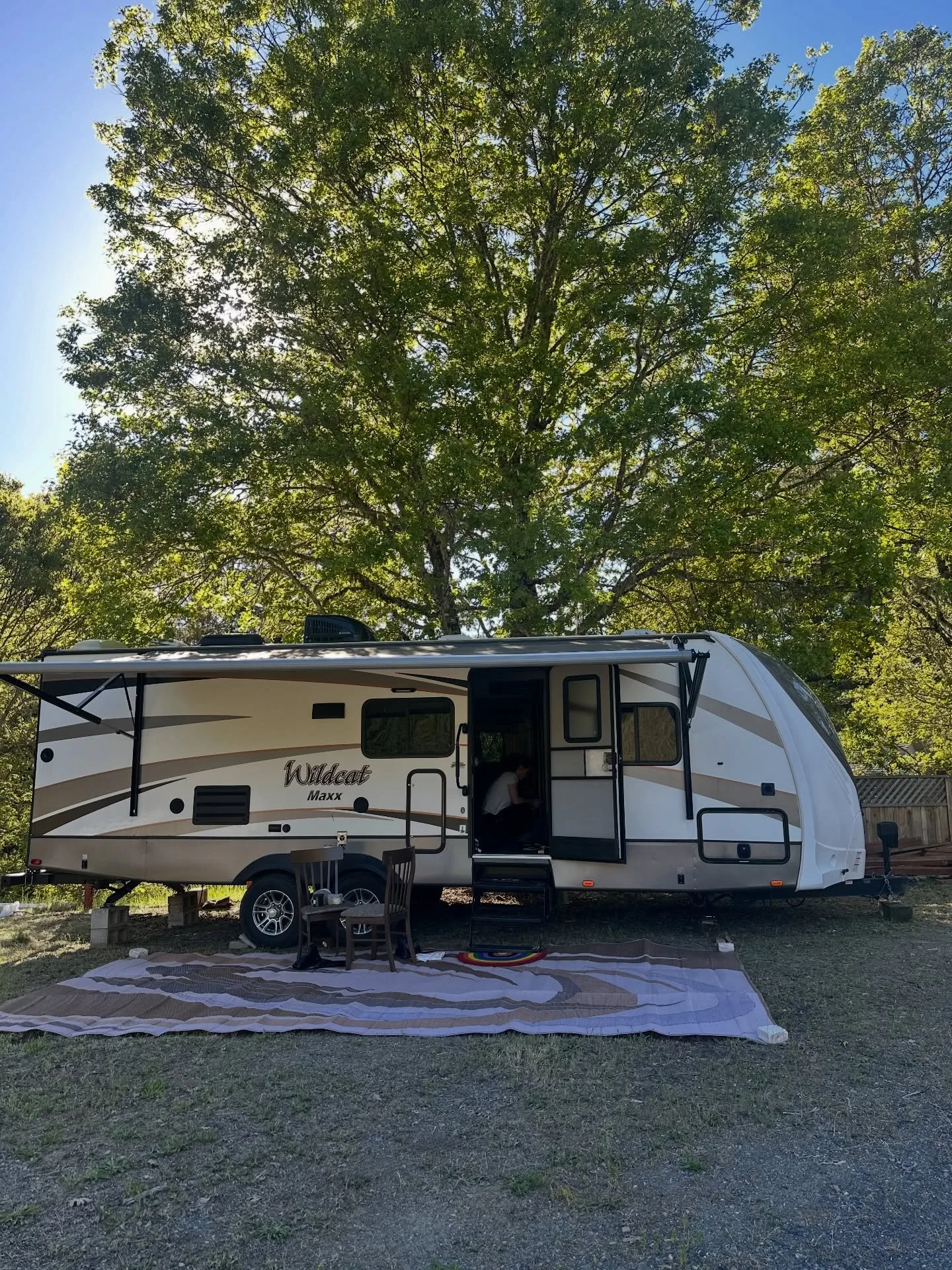 Selling my awesome travel trailer with a queen bed. It&rsquo;s a 2017 wildcat maxx in Southern Oregon. Great condition. I lived in this one for about 6 months and did NOT take it to Burning Man. 4 season trailer. 26 Ft. dry weight 6730 pounds. one sl