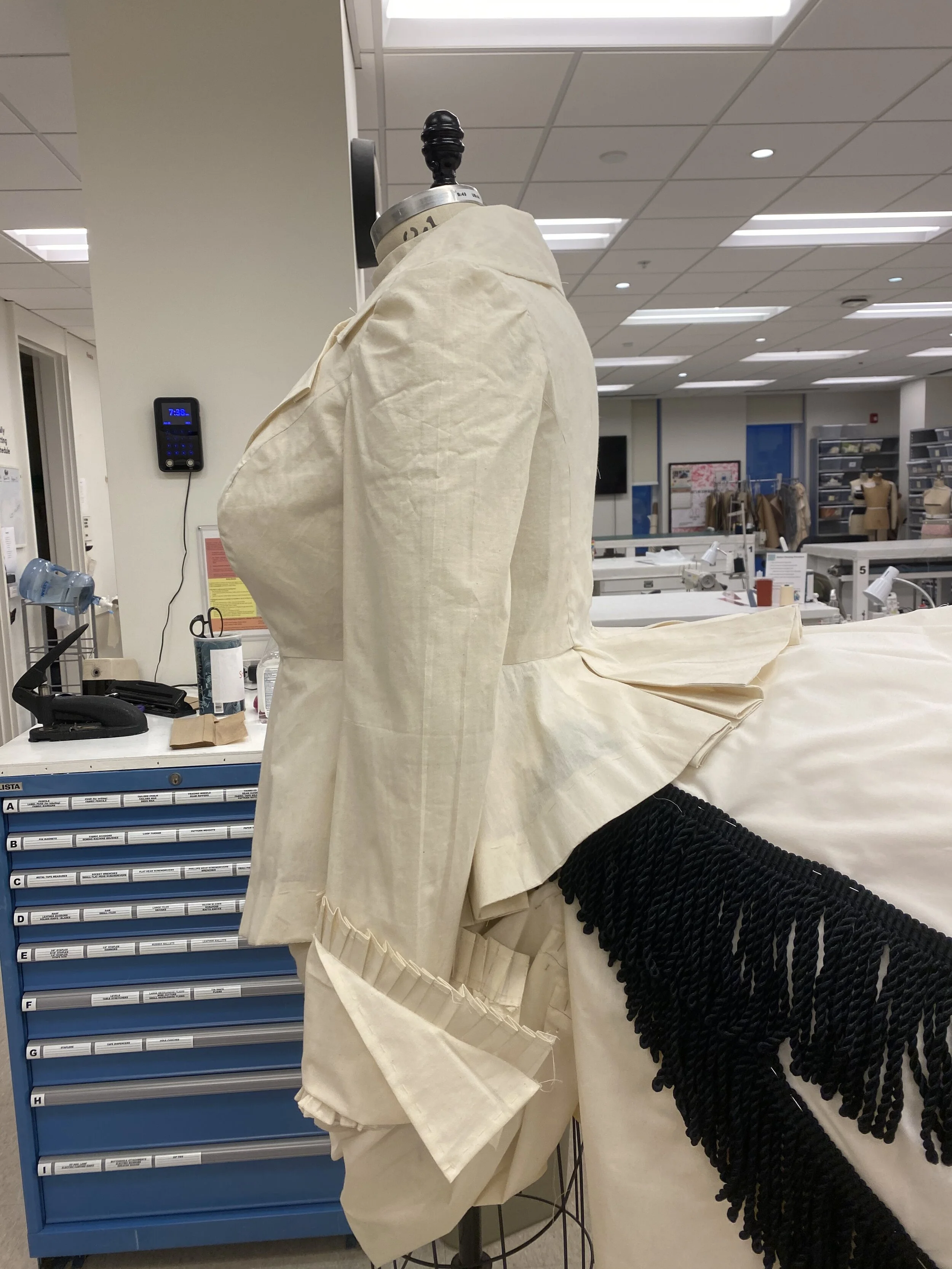 The mock up - side