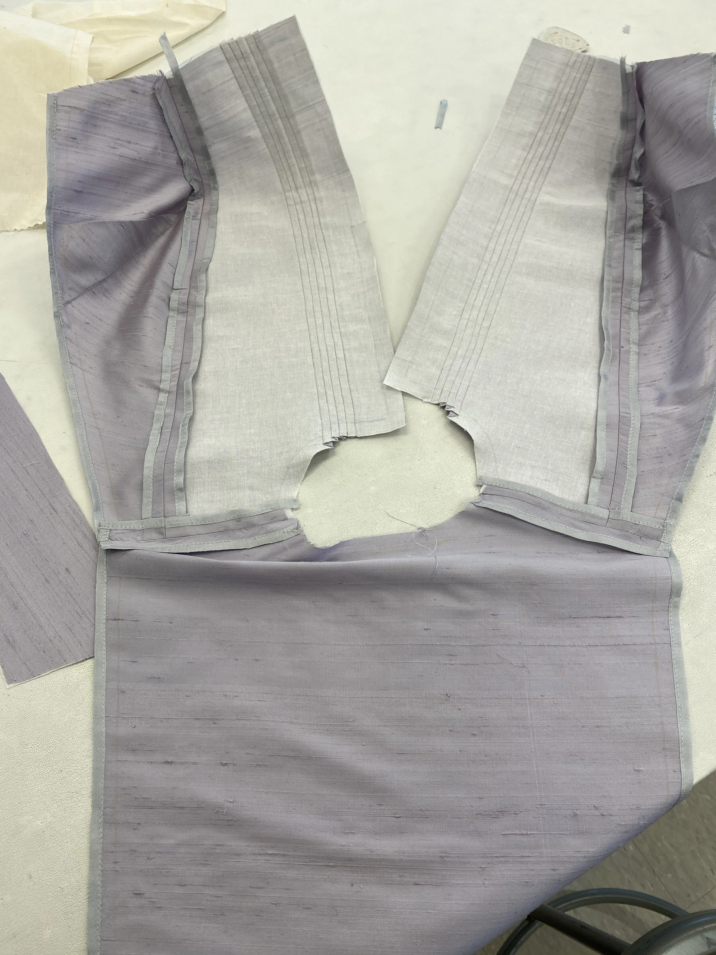 The inside of the chemisette insert. The seams are finished with hug snug, and is continued throughout the build. 