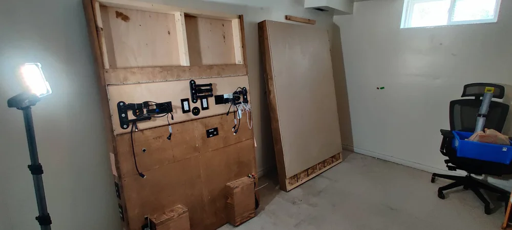 The computer wall desks