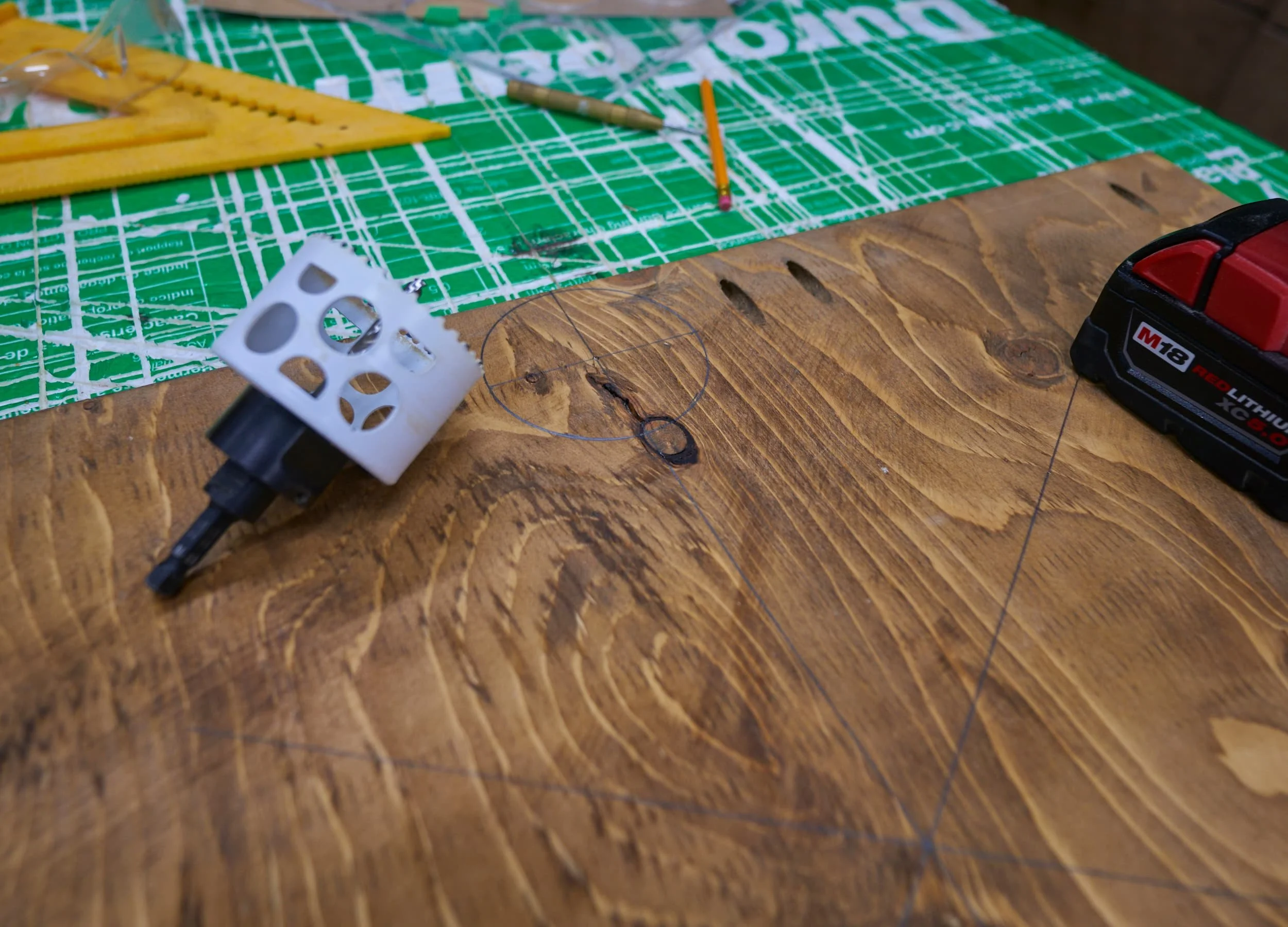 Using a hole saw to hog out a circle