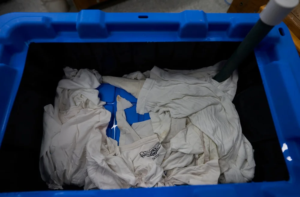 5. Jam rags throughout