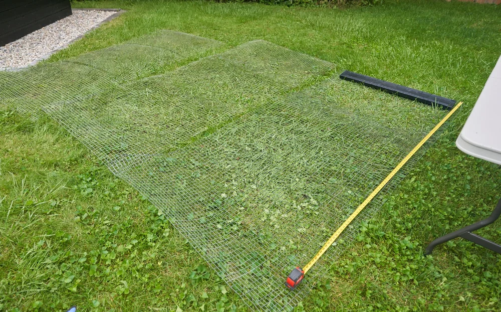 Measuring the steel grid