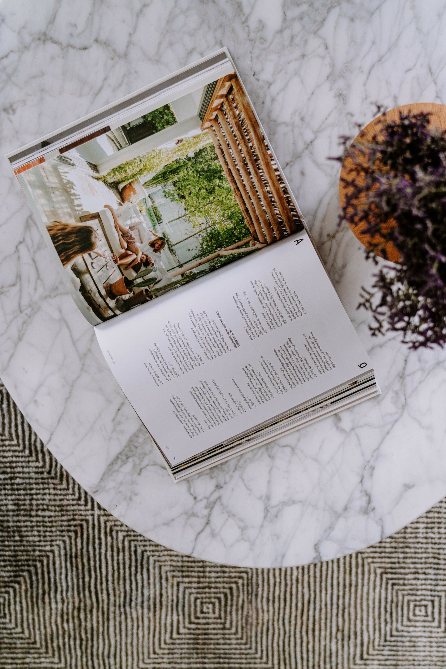 This week's inspiration comes from the harmony of biophilic design. Imagine a living room that seamlessly blends the indoors with the outdoors, where natural elements like wood, stone, and plants create a space that's alive and connected to nature. S