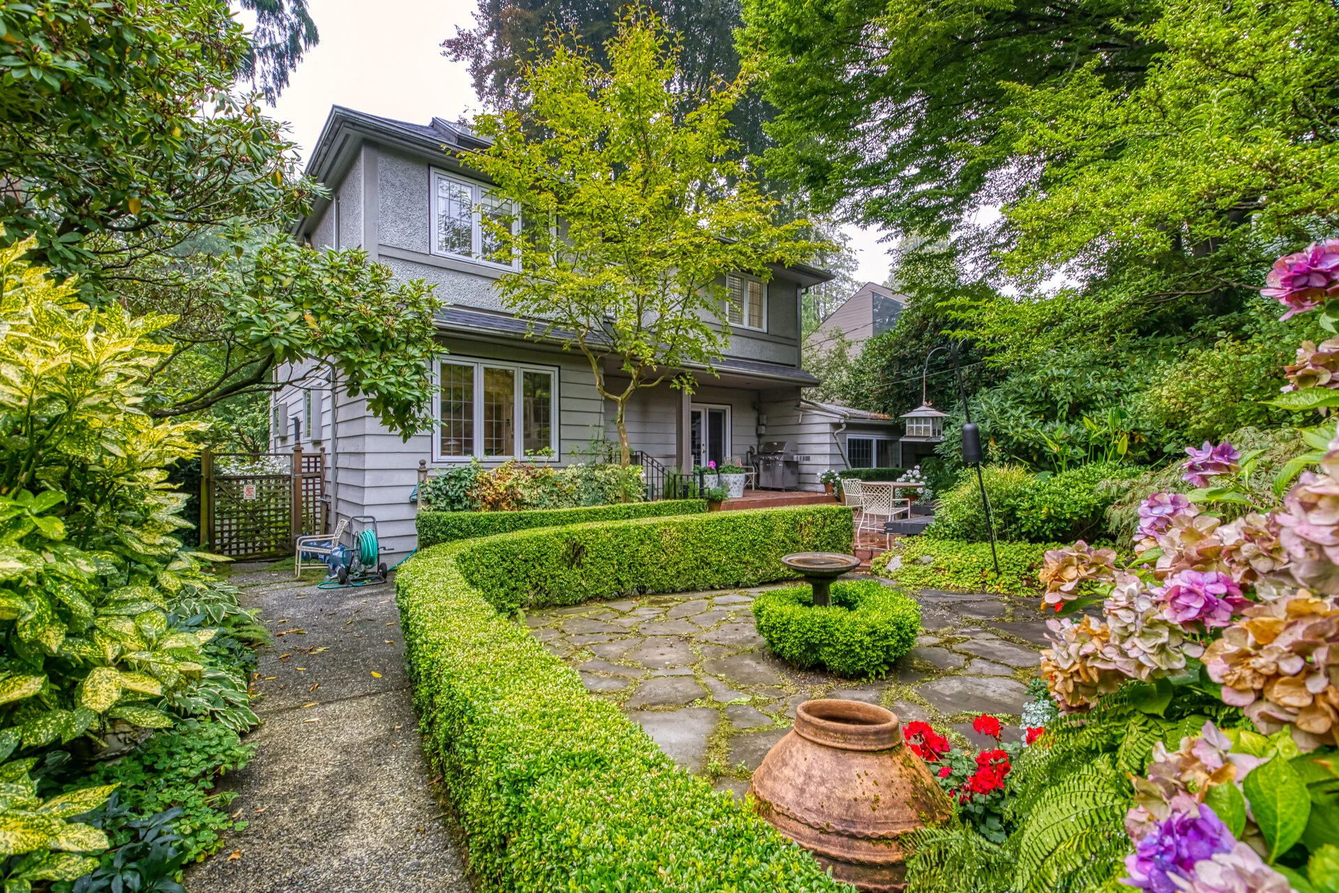 6188 Cedarhurst Street                                                                                            Vancouver, BC V6N 1H8