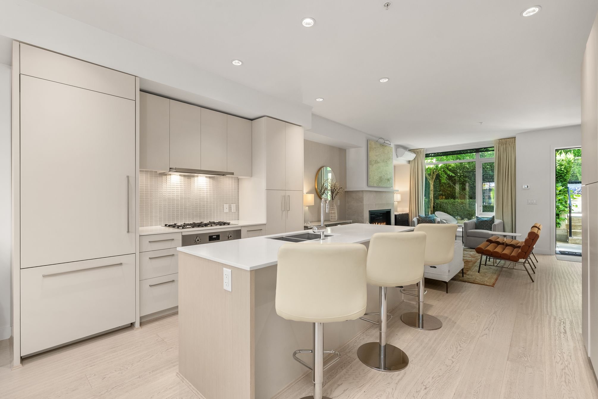 4050 Ash St #2 Vancouver 24.jpg