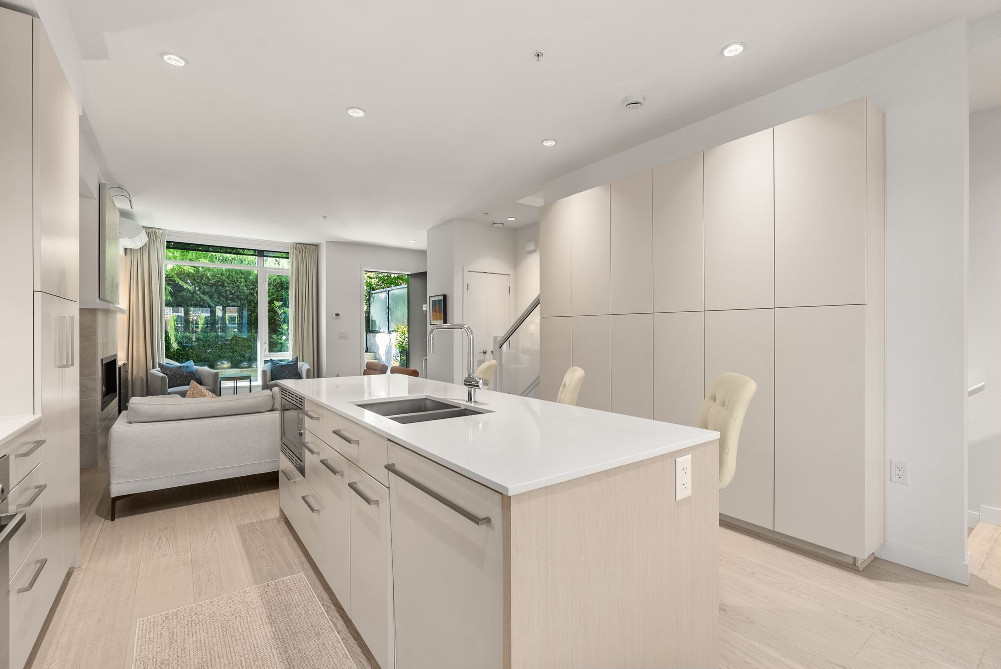 4050 Ash St #2 Vancouver 31.jpg