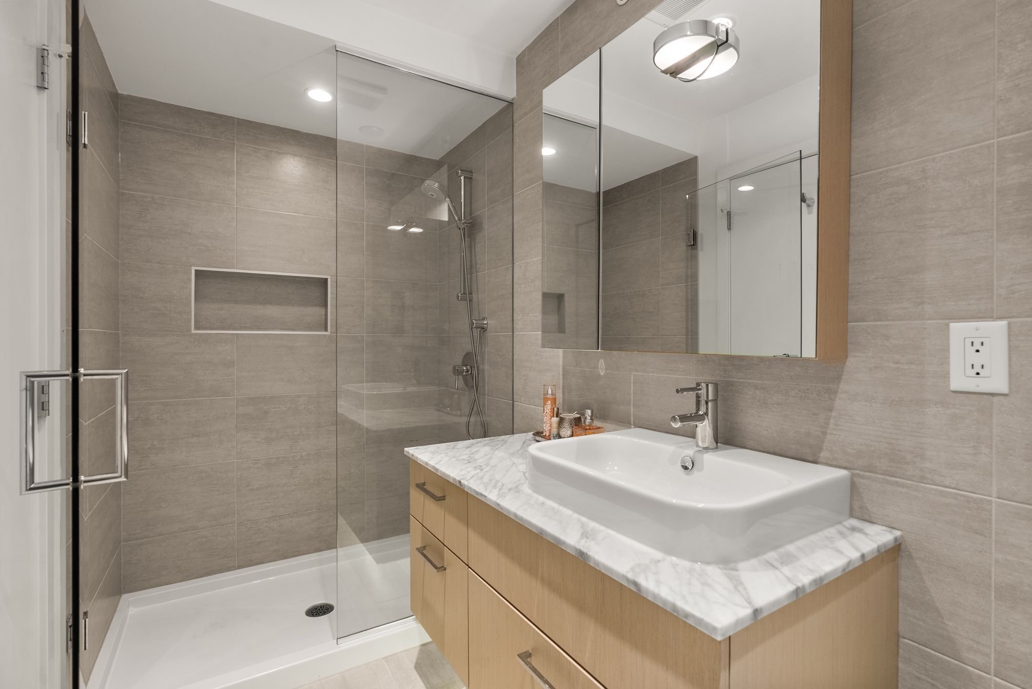 4050 Ash St #2 Vancouver 42.jpg
