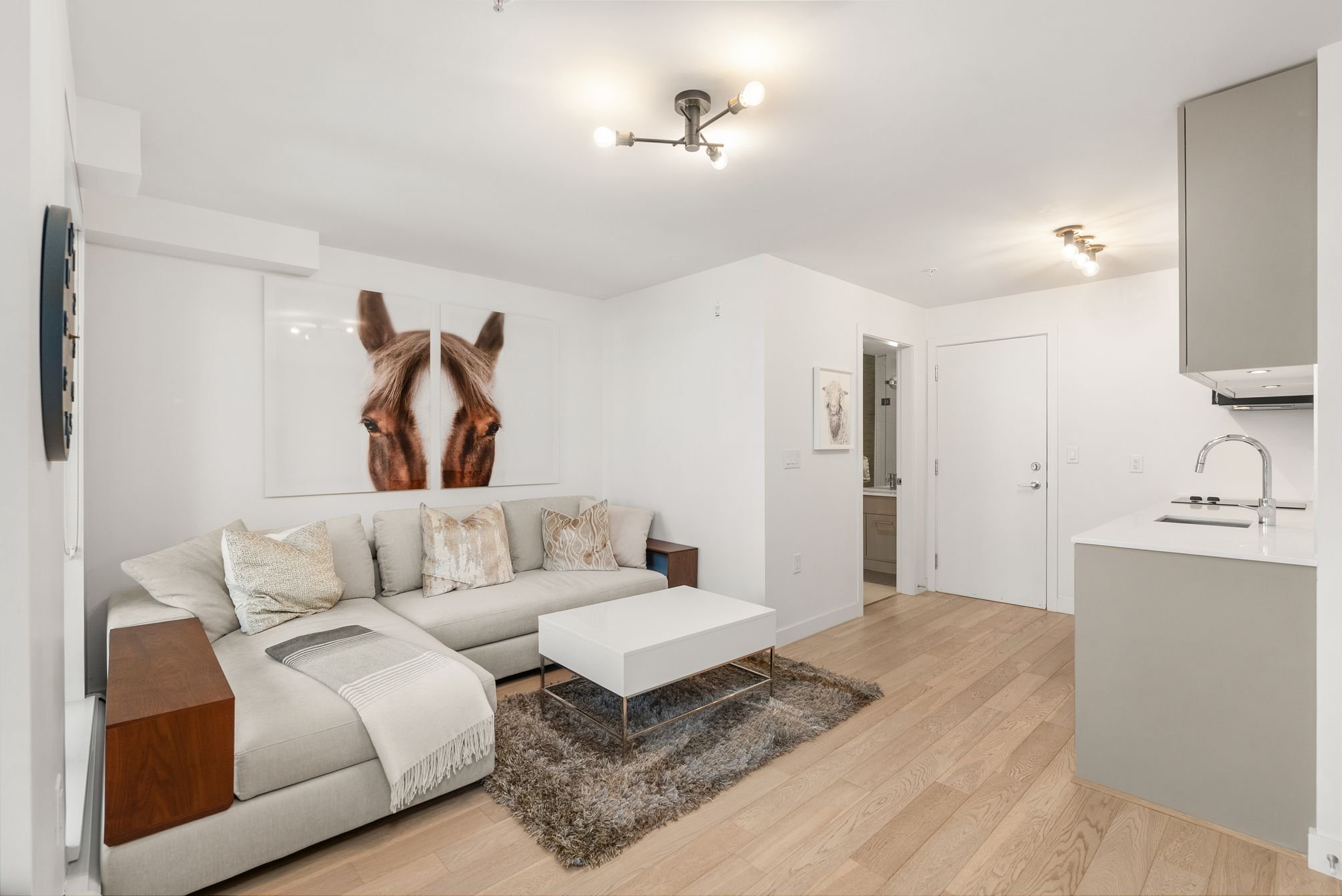 4050 Ash St #2 Vancouver 54.jpg