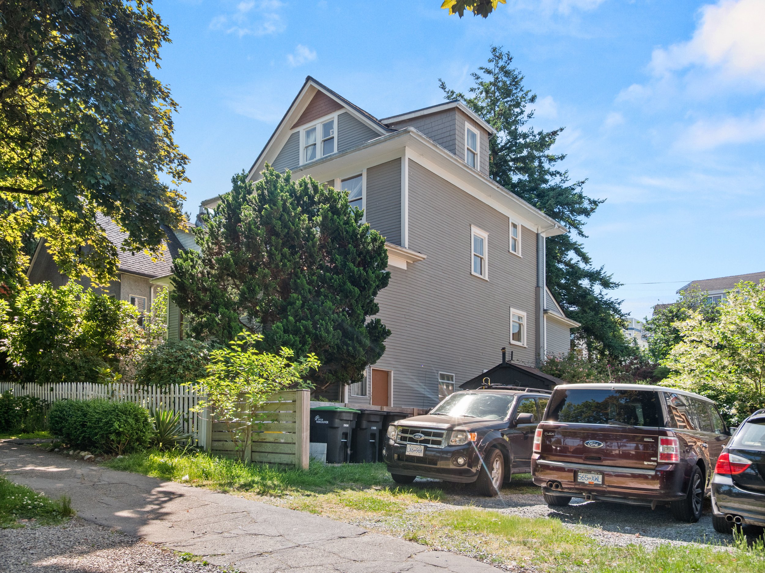 1524 William St Vancouver 03.jpg