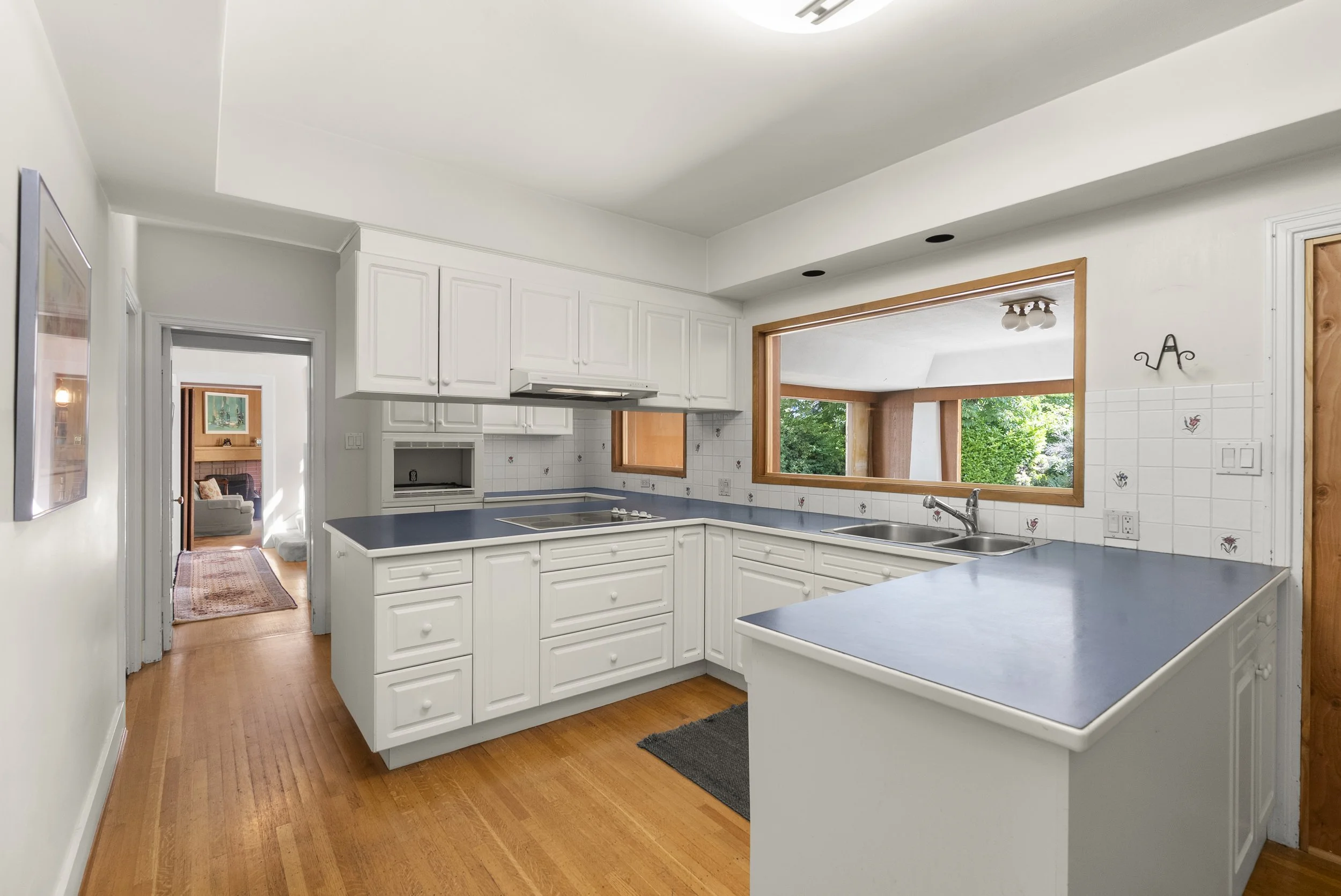 4412 Marguerite St Vancouver 29.jpg