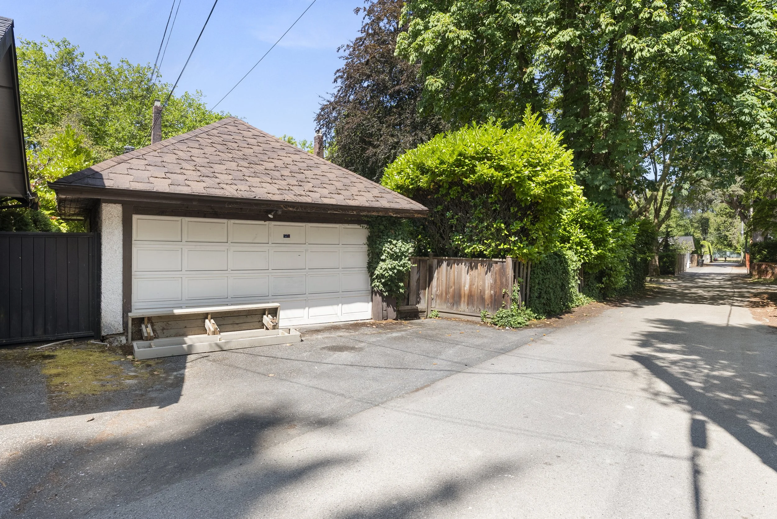 4412 Marguerite St Vancouver 67.jpg