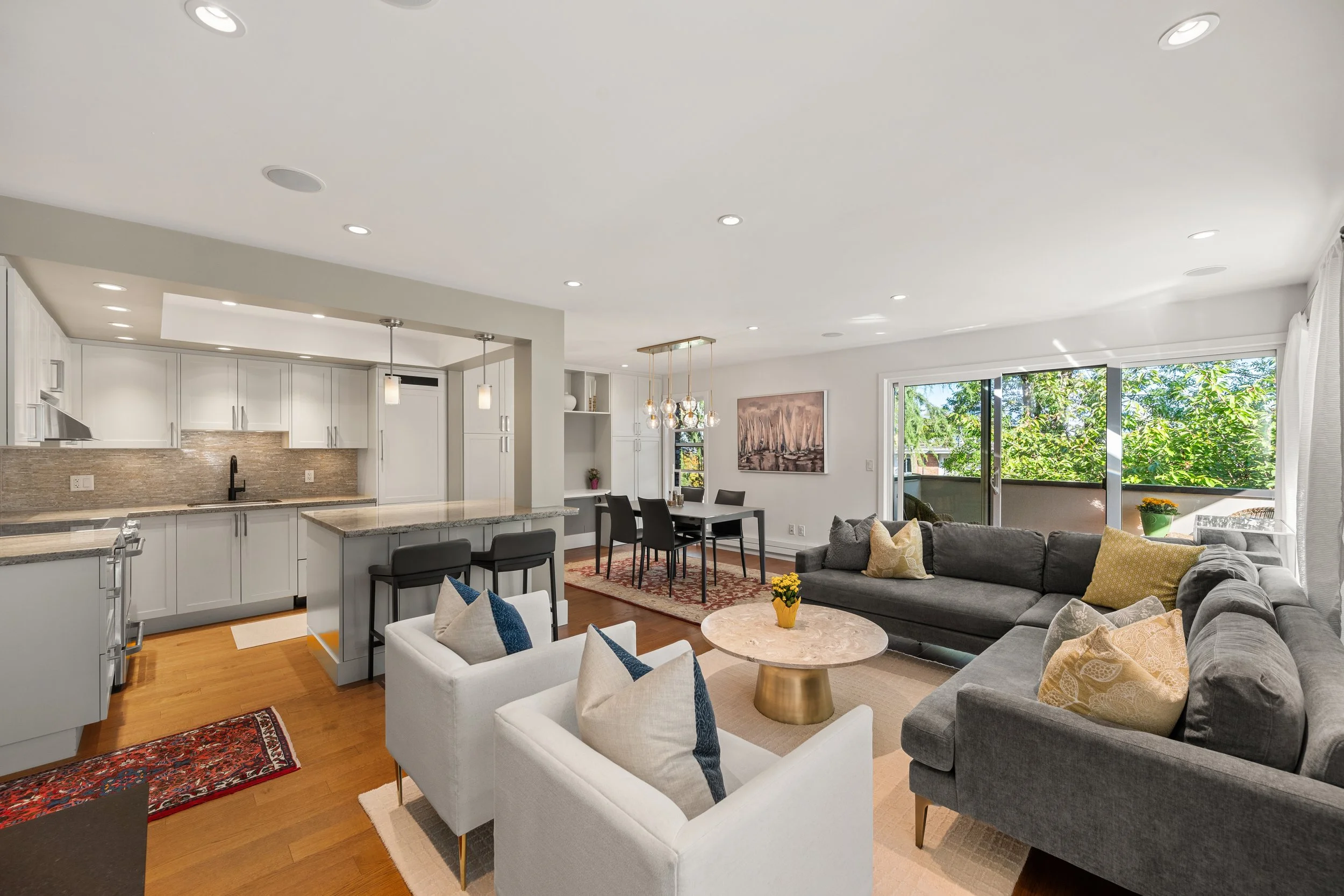 308 1266 W 13th Ave Vancouver 05.jpg