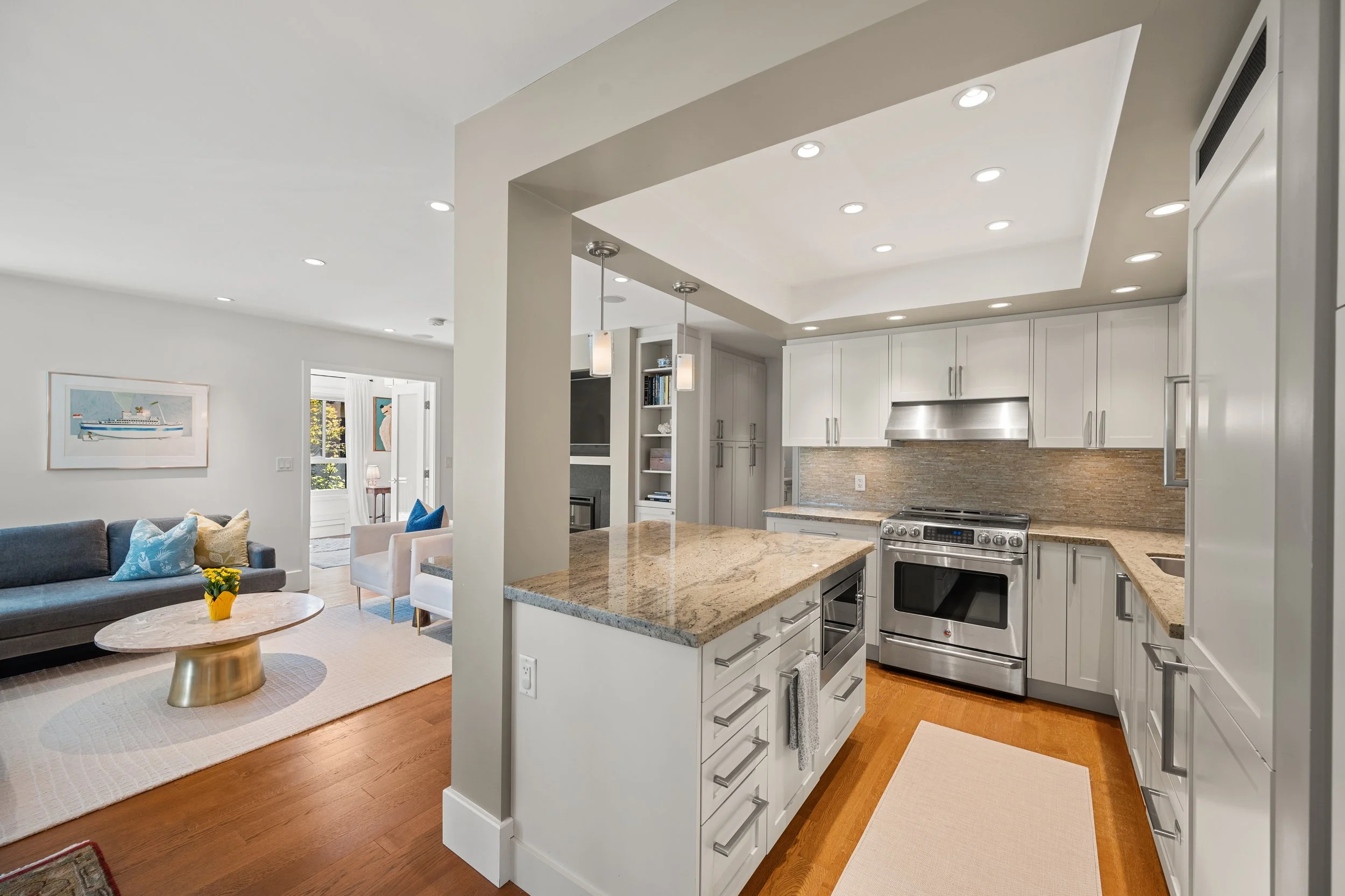 308 1266 W 13th Ave Vancouver 12.jpg