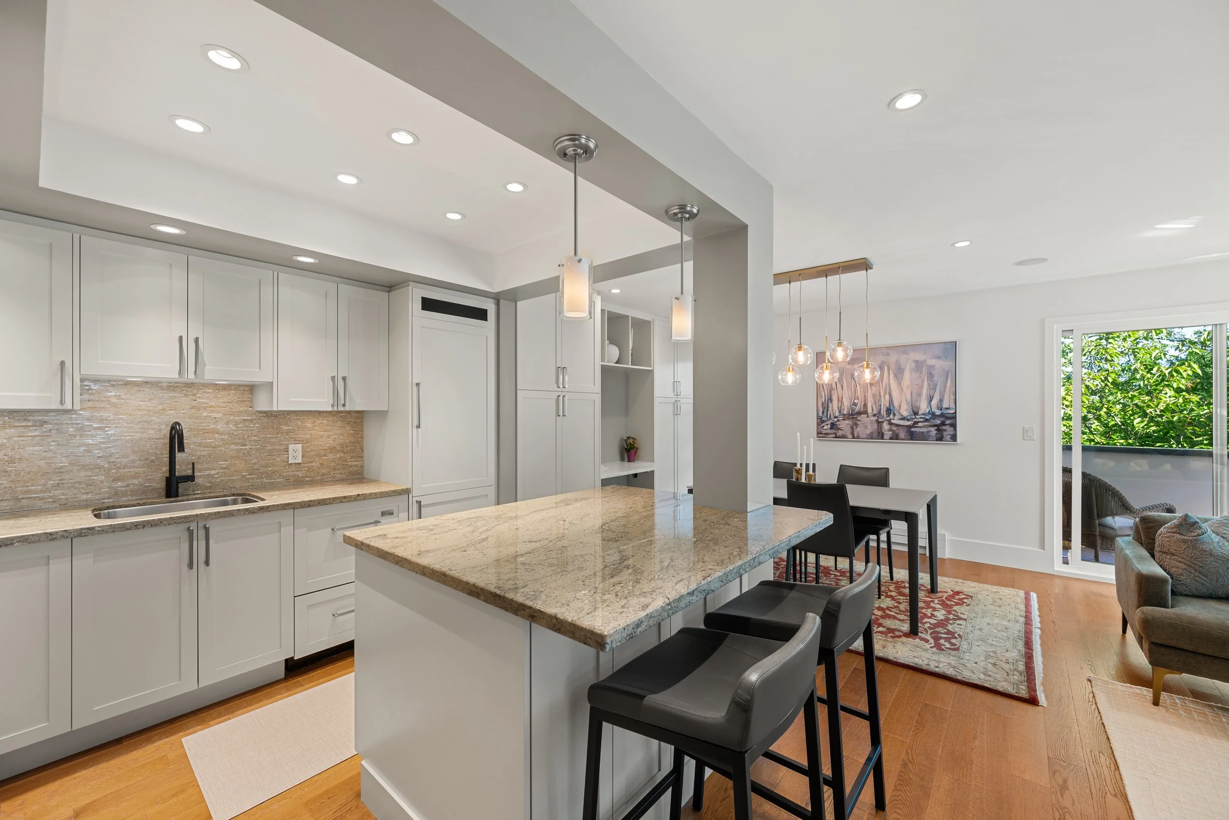 308 1266 W 13th Ave Vancouver 13.jpg