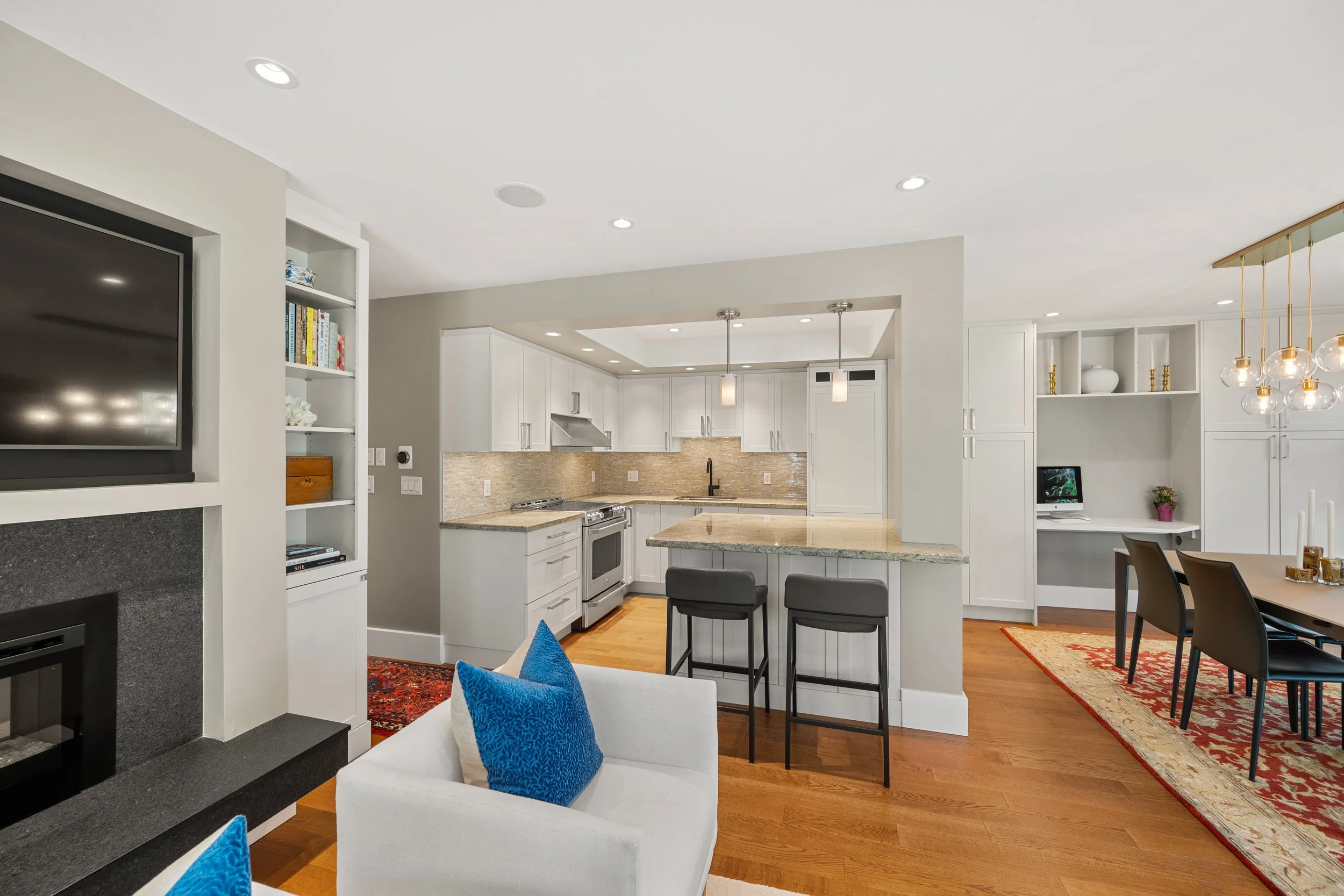 308 1266 W 13th Ave Vancouver 15.jpg