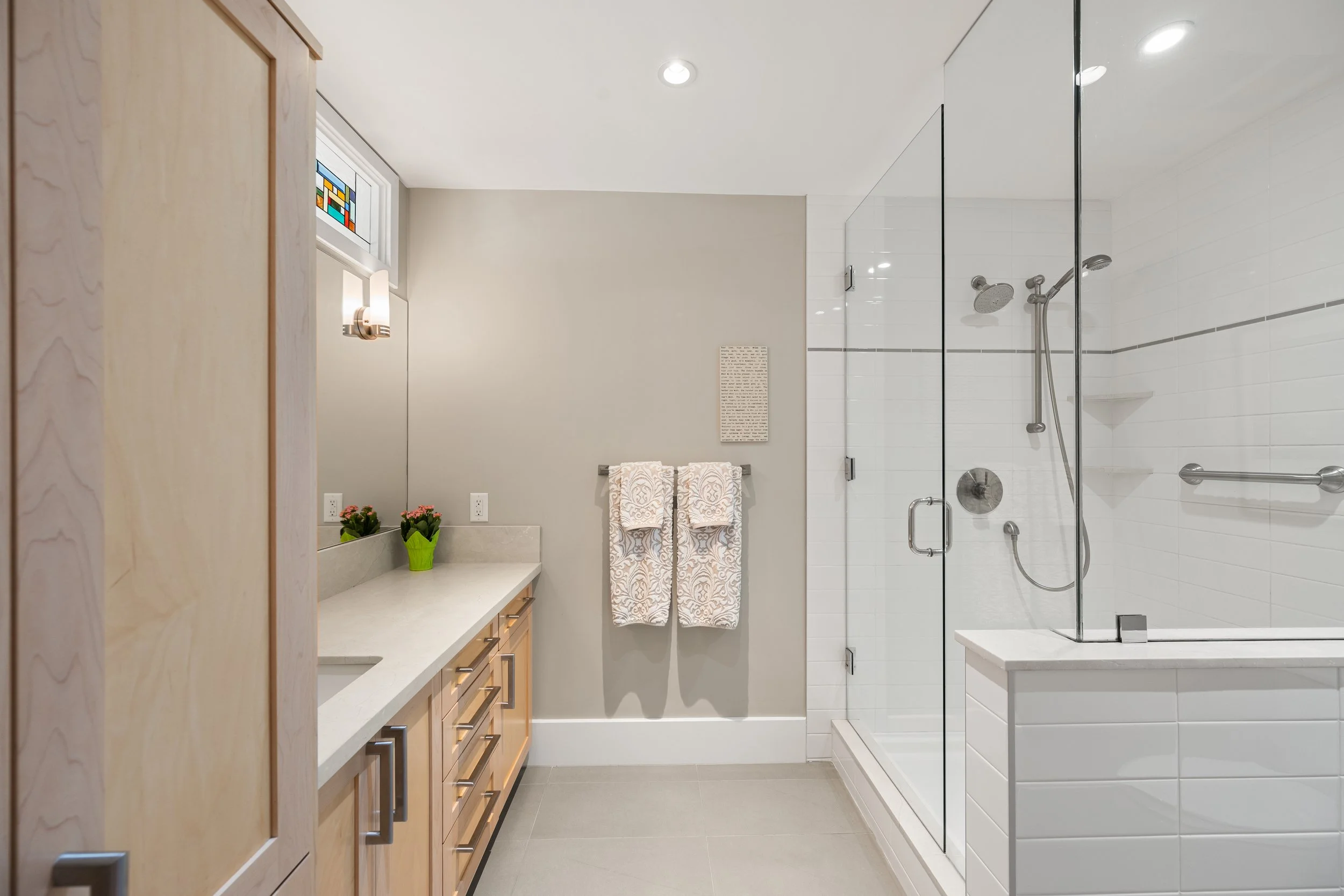 308 1266 W 13th Ave Vancouver 20.jpg