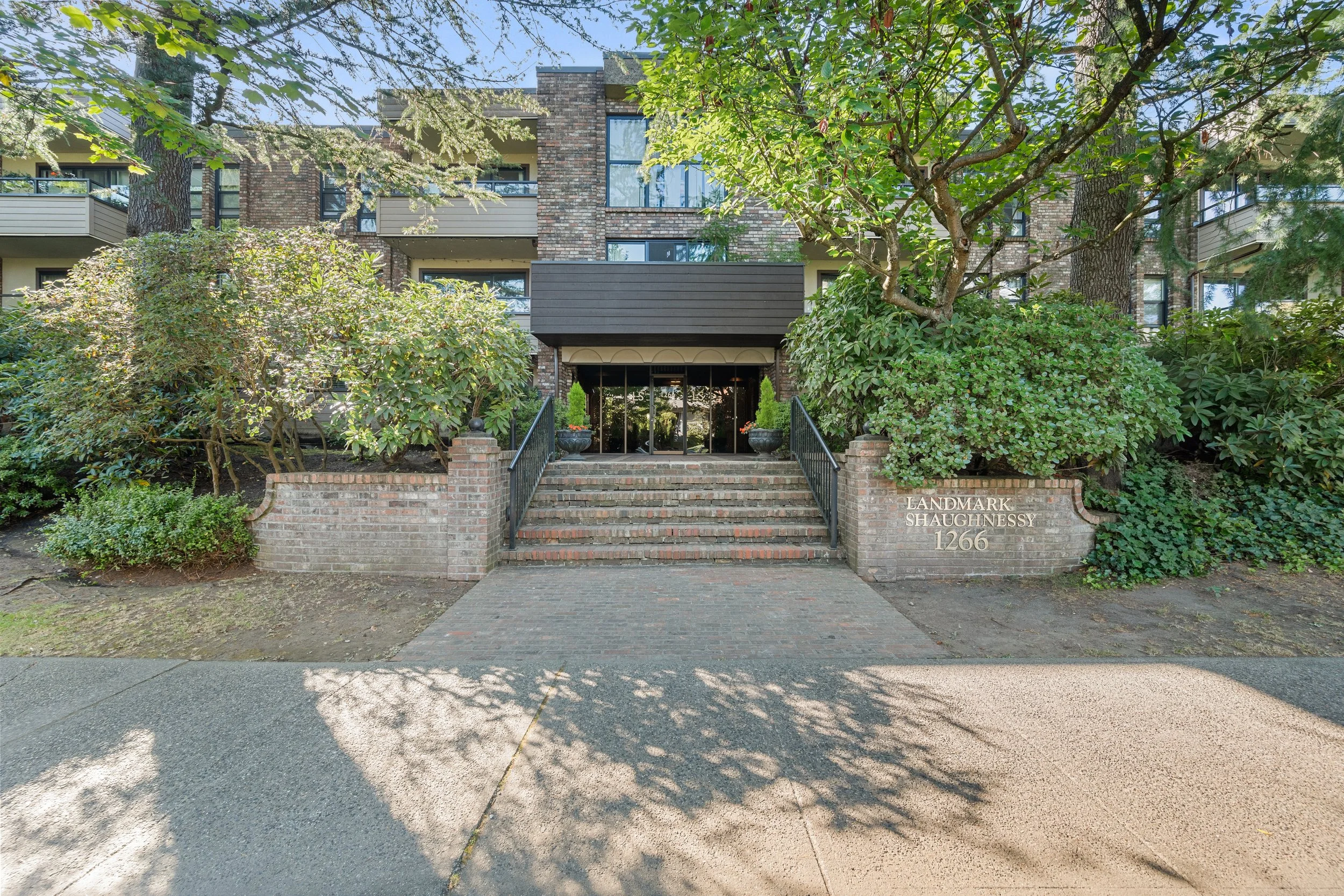 308 1266 W 13th Ave Vancouver 01 2.jpg