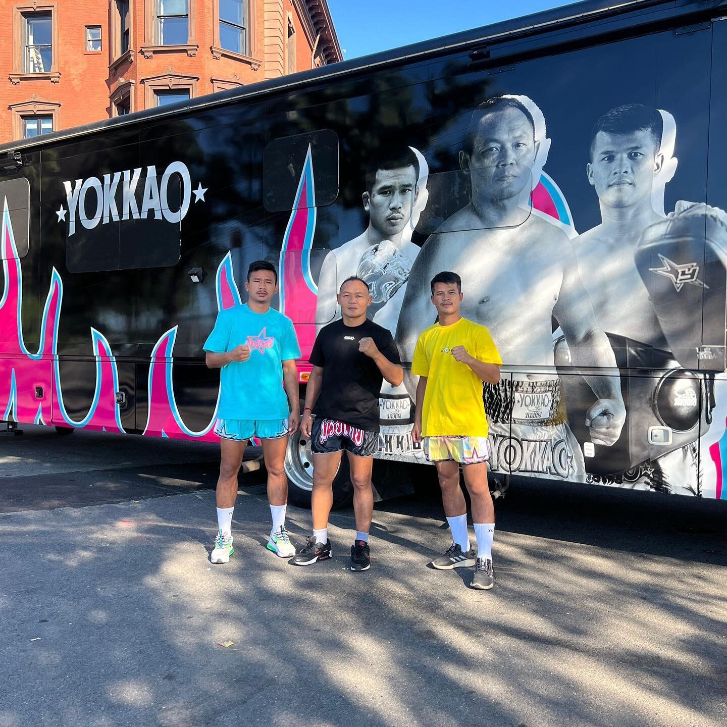 WE. ARE. BACK! The YOKKAO USA Tour 2022 has arrived! 30 seminars in 27 days with two of the best Muay Thai fighters in the World  @saenchaithailand  @superlek789 🔥 COAST to COAST 🇺🇸🇹🇭 Buckle up 🚀
.
#yokkao #muaythai #yokkaofightteam