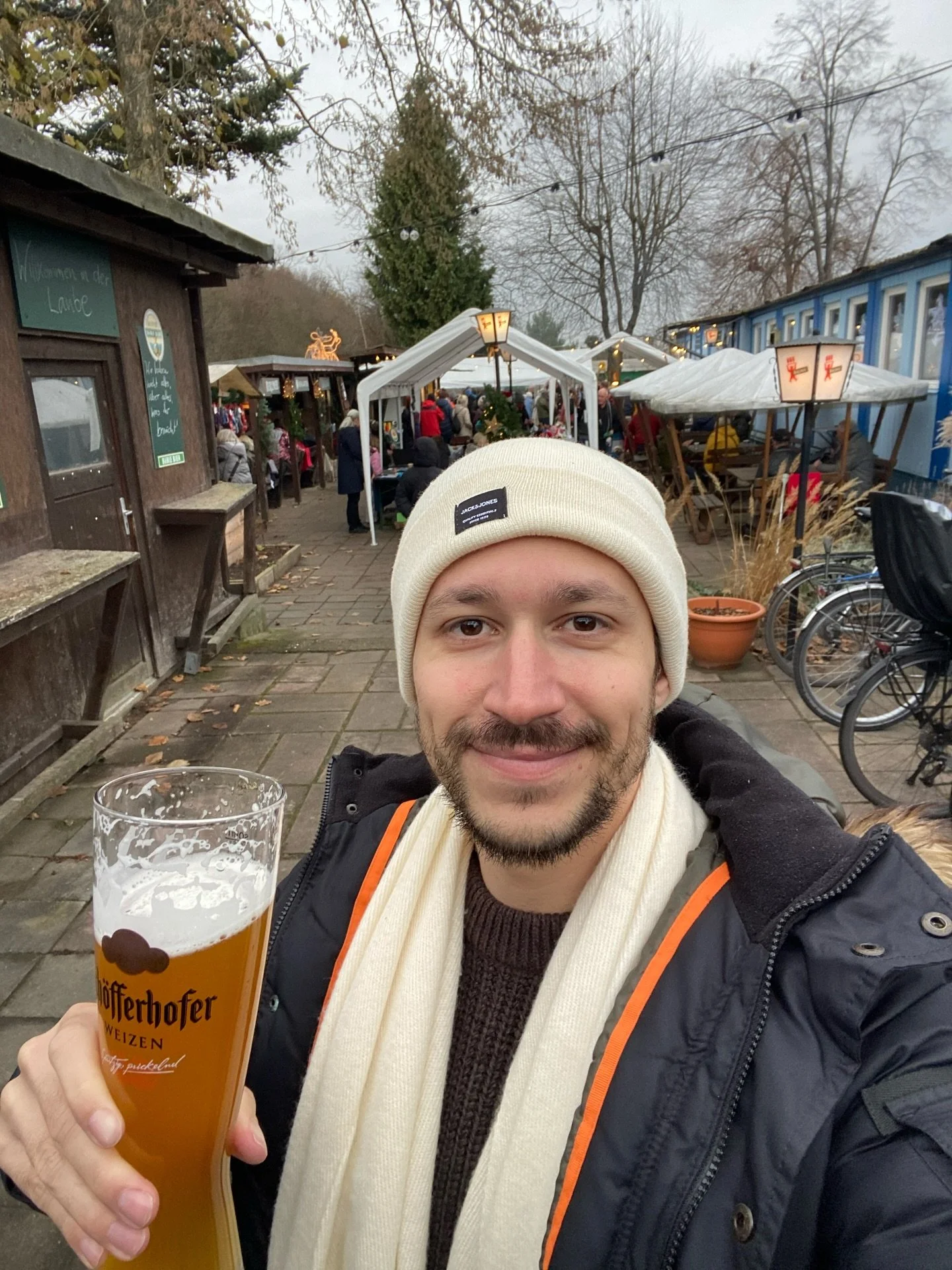 Praise the Lord - a Christmas market! 🇩🇪🔥🎄
.:.
#germanchristmasmarket #germanchristmas #germanmarket #christmasmarket #bonfire