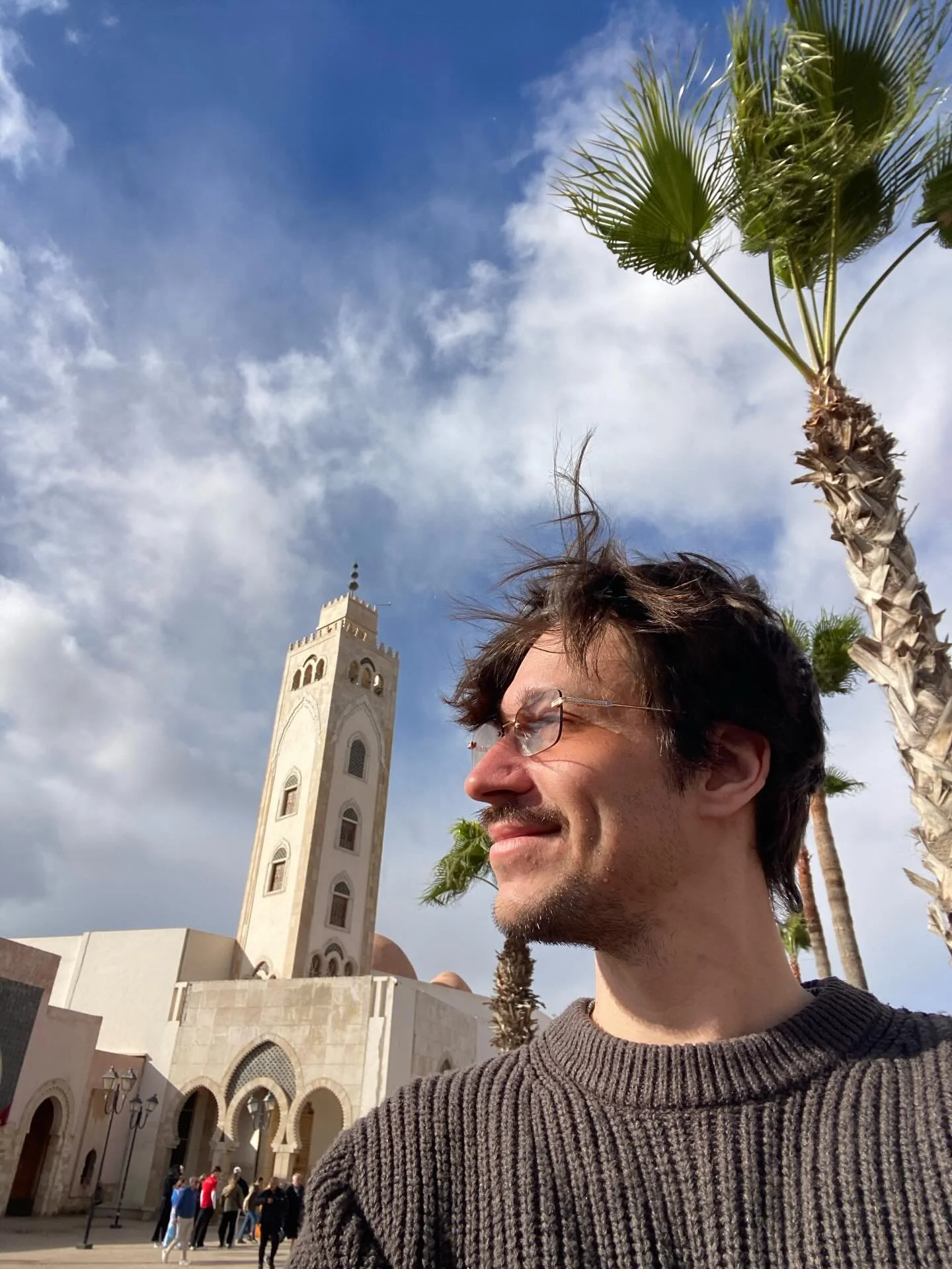 Having stuff is cool, being yourself is better. #souk #moroccostyle #th&eacute;&agrave;lamenthe