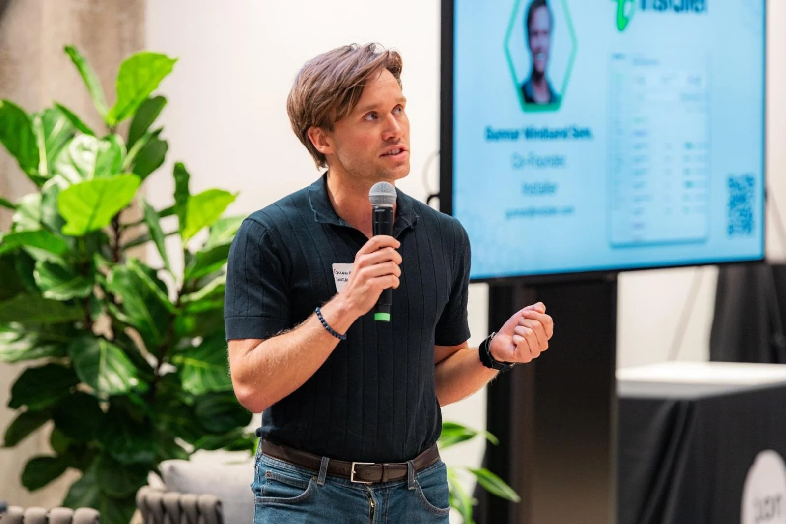 534ae5da-e541-4a34-9c90-14a26fa85c0a – Kopi.jpeg