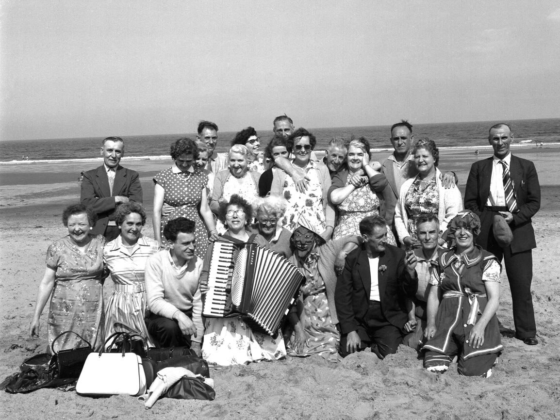 The annual ‘Kelso Trip’ descended on Spittal during the summer months. Groups who worked in mills and industry in the Scottish Borders would come to Spittal for a day by the seaside. Until the line closed, they would arrive at Tweedmouth by train and