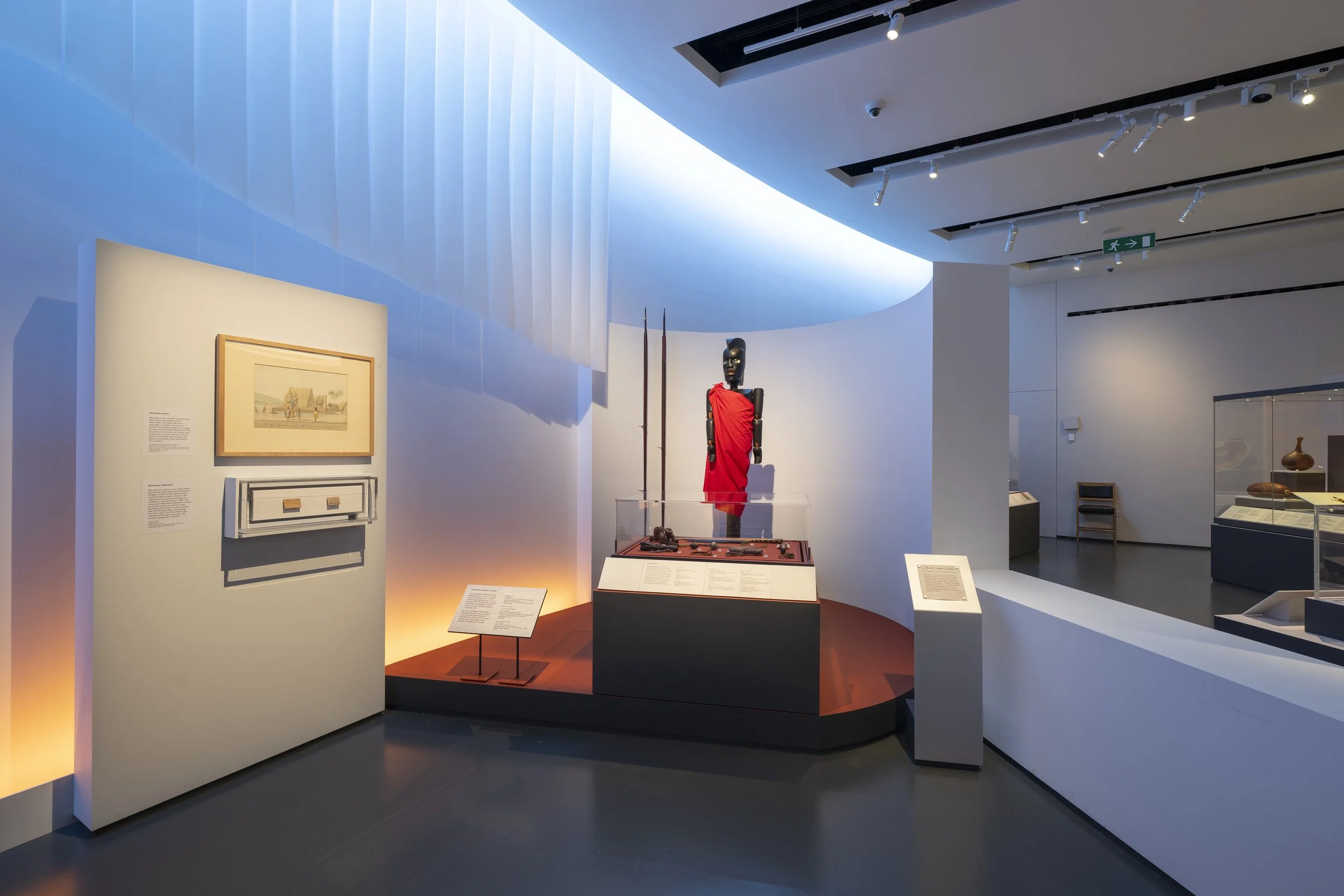 Installation view of Hawai’i: A Kingdom Crossing Oceans at the British Museum, 2026. Image © The Trustees of the British Museum.