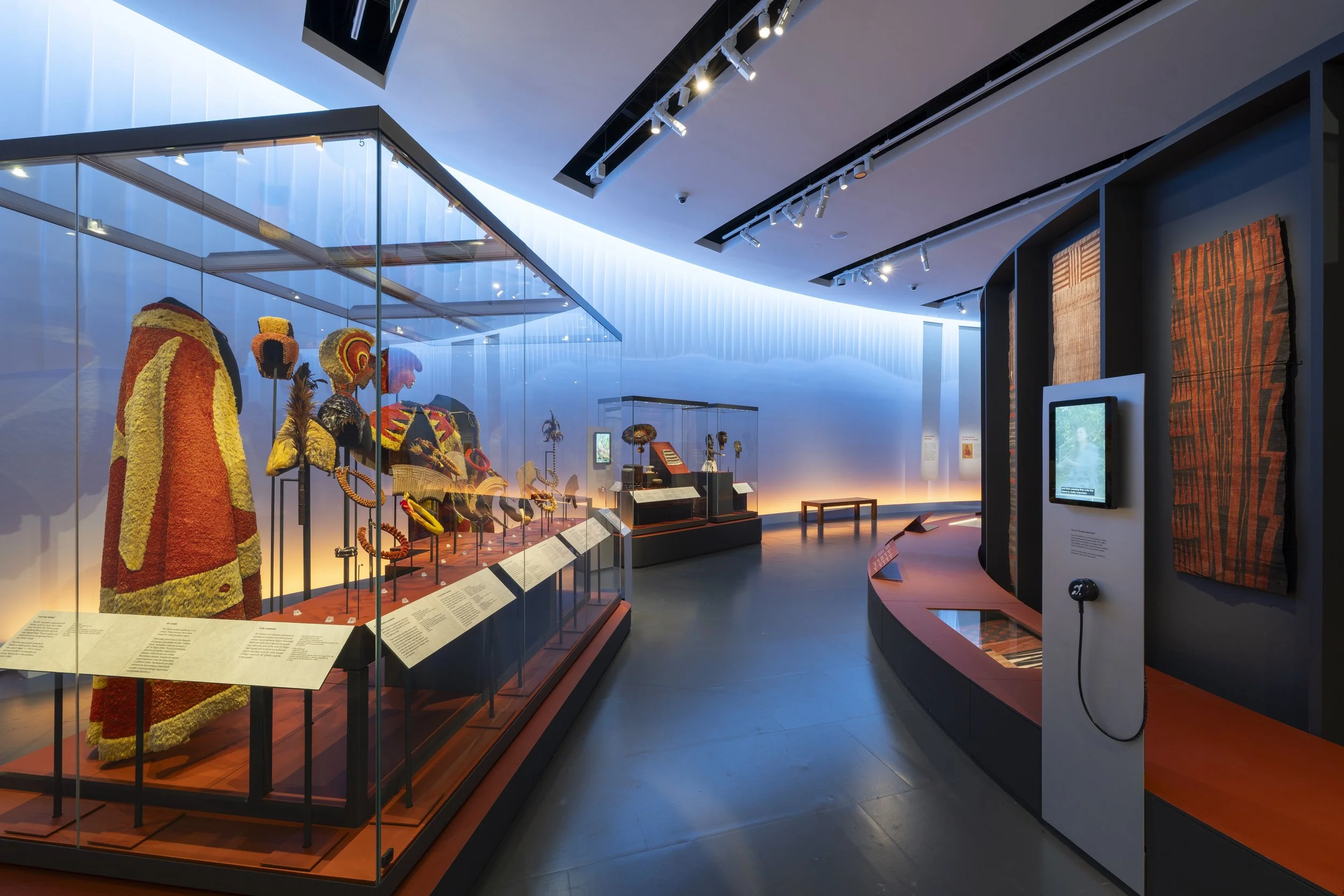 Installation view of Hawai’i: A Kingdom Crossing Oceans at the British Museum, 2026. Image © The Trustees of the British Museum.