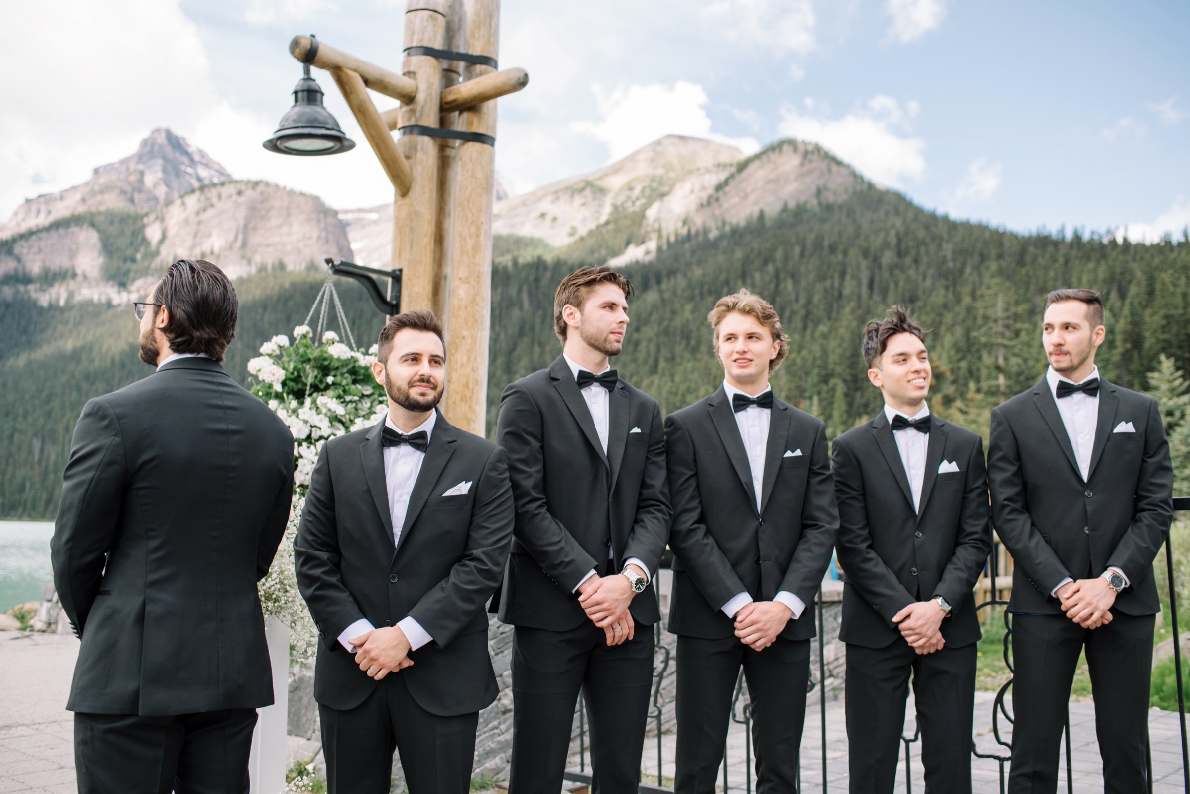 summer_chateau_lake_louise_wedding_014.jpg