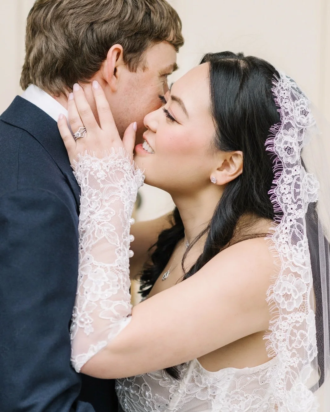 Christmas at the castle!

Planner @lynnfletcherweddings @jodymcbeath 
Venue @fairmontbanff 
Florist @flowersbyjanie 
H&amp;M @somethingborrowedbeauty 
DJ &amp; Lighting @pezproductions 
Rentals @modernrentals.ca @specialeventrentals_calgary 
Live Pai