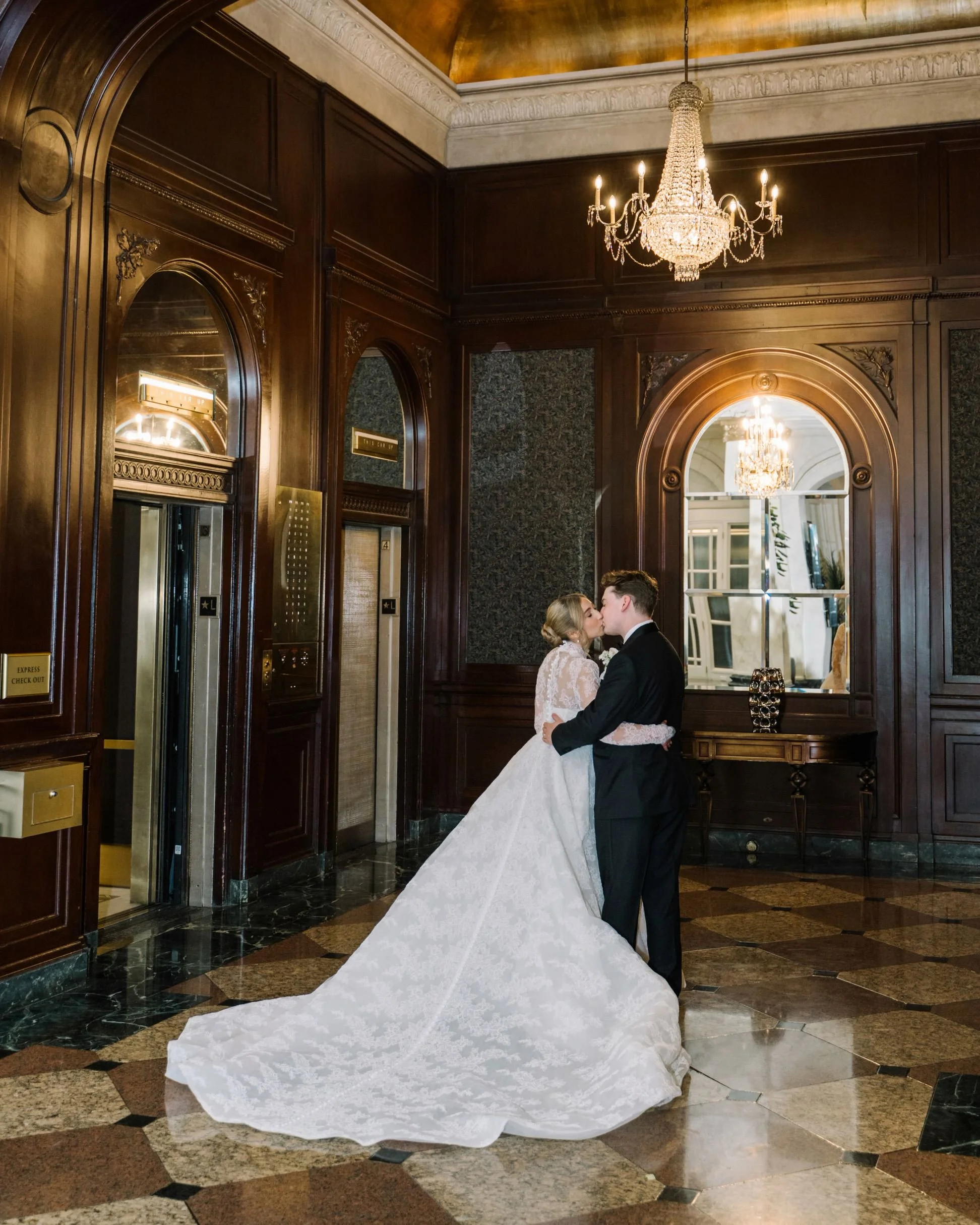 Fairmont_Palliser_Calgary_Wedding_020.jpg