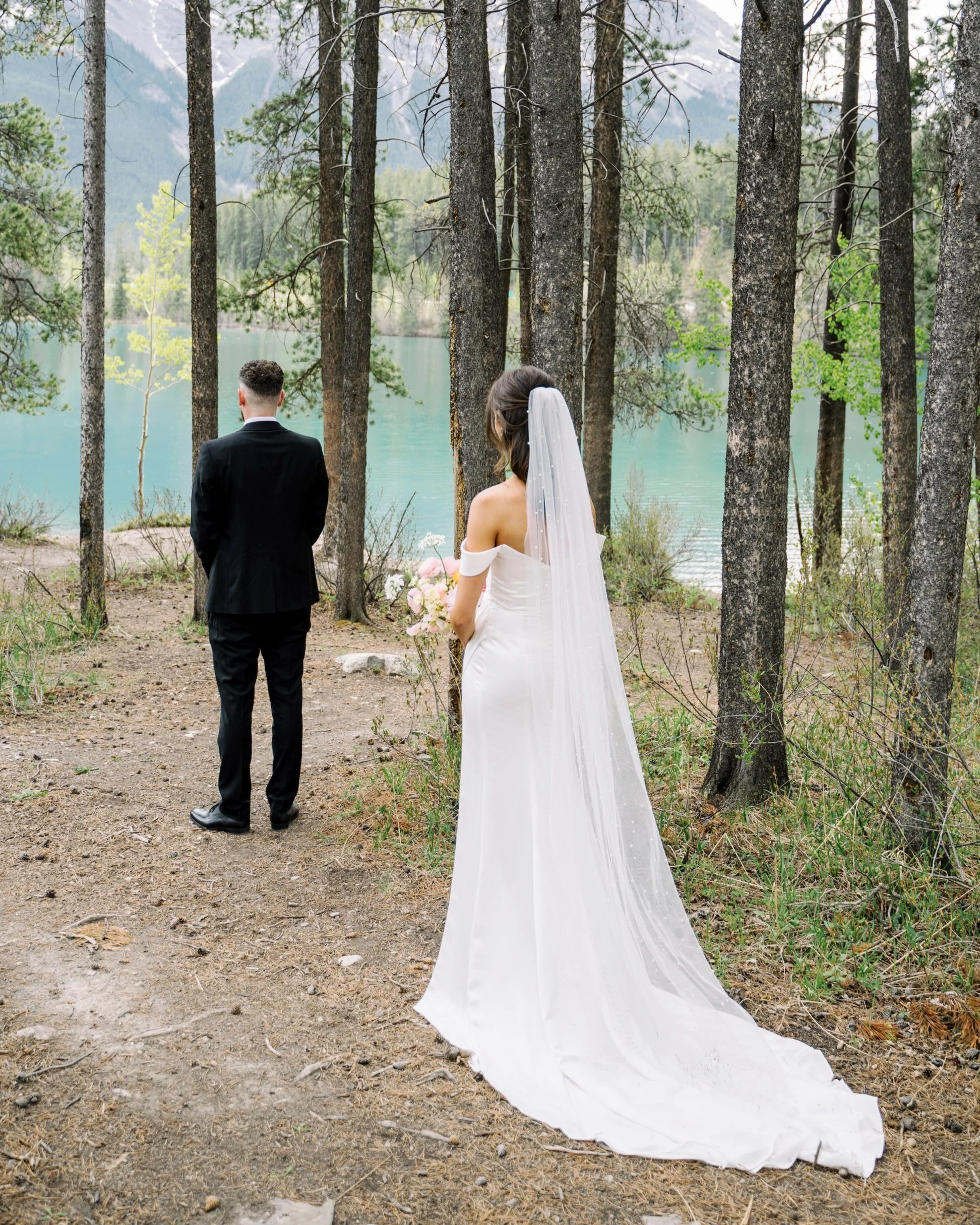Summer_Wedding_Silvertip_Canmore_011.jpg