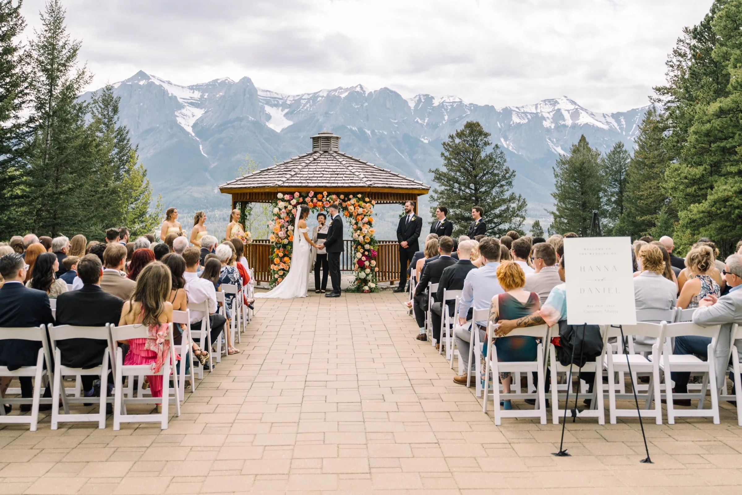Summer_Wedding_Silvertip_Canmore_035.jpg
