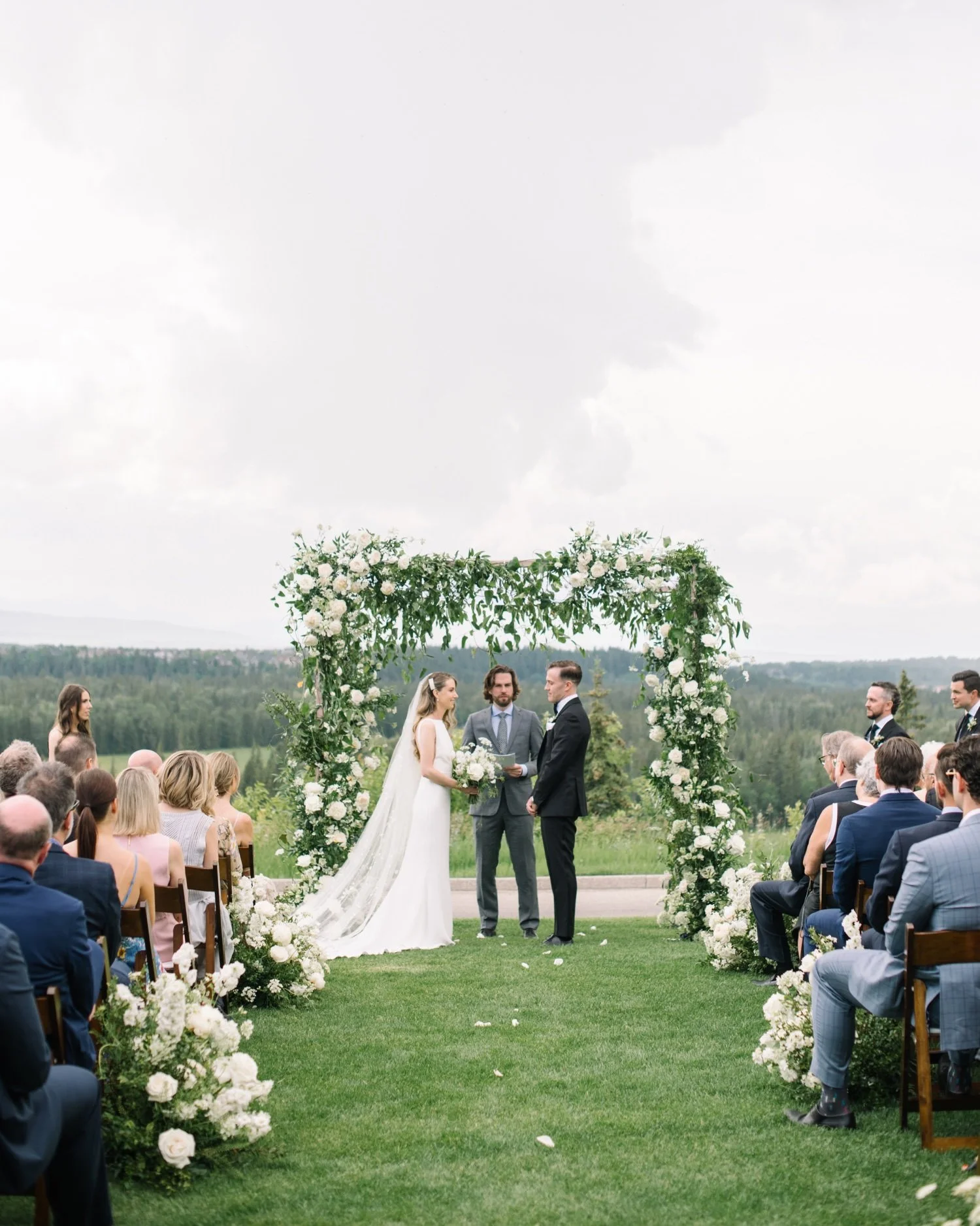 Wedding_Pinebrook_Golf_Calgary_Photographer_022.jpg