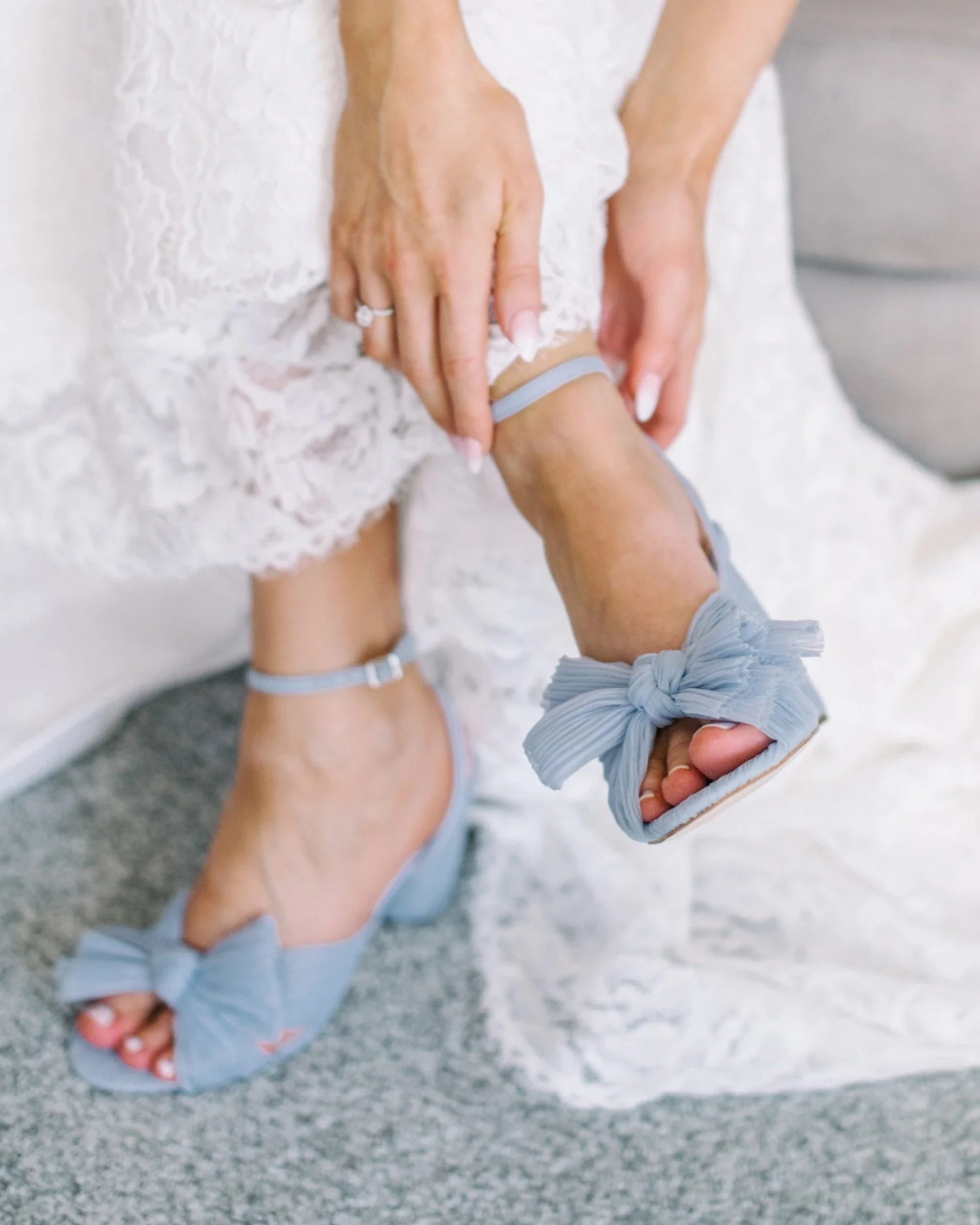 09_Andre&Haley_092_blue wedding shoes.jpg