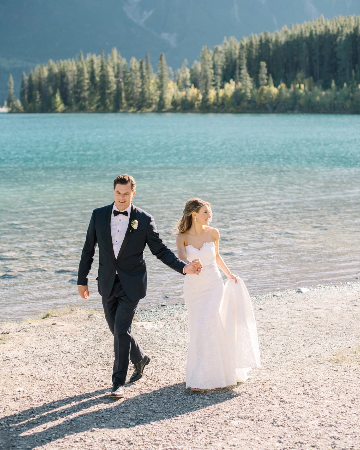 39_Andre&Haley_492_Mountain wedding portraits in Canmore and Silvertip.jpg