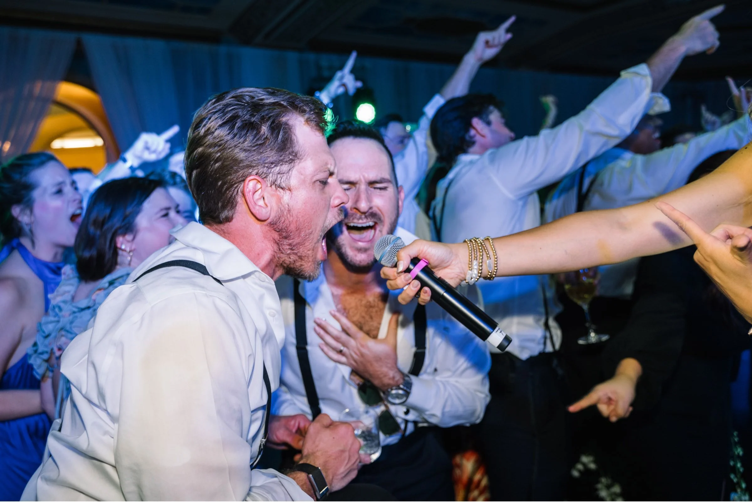 Summer_Wedding_Fairmont_Banff_Springs_Cascade_Ballroom_076.jpg