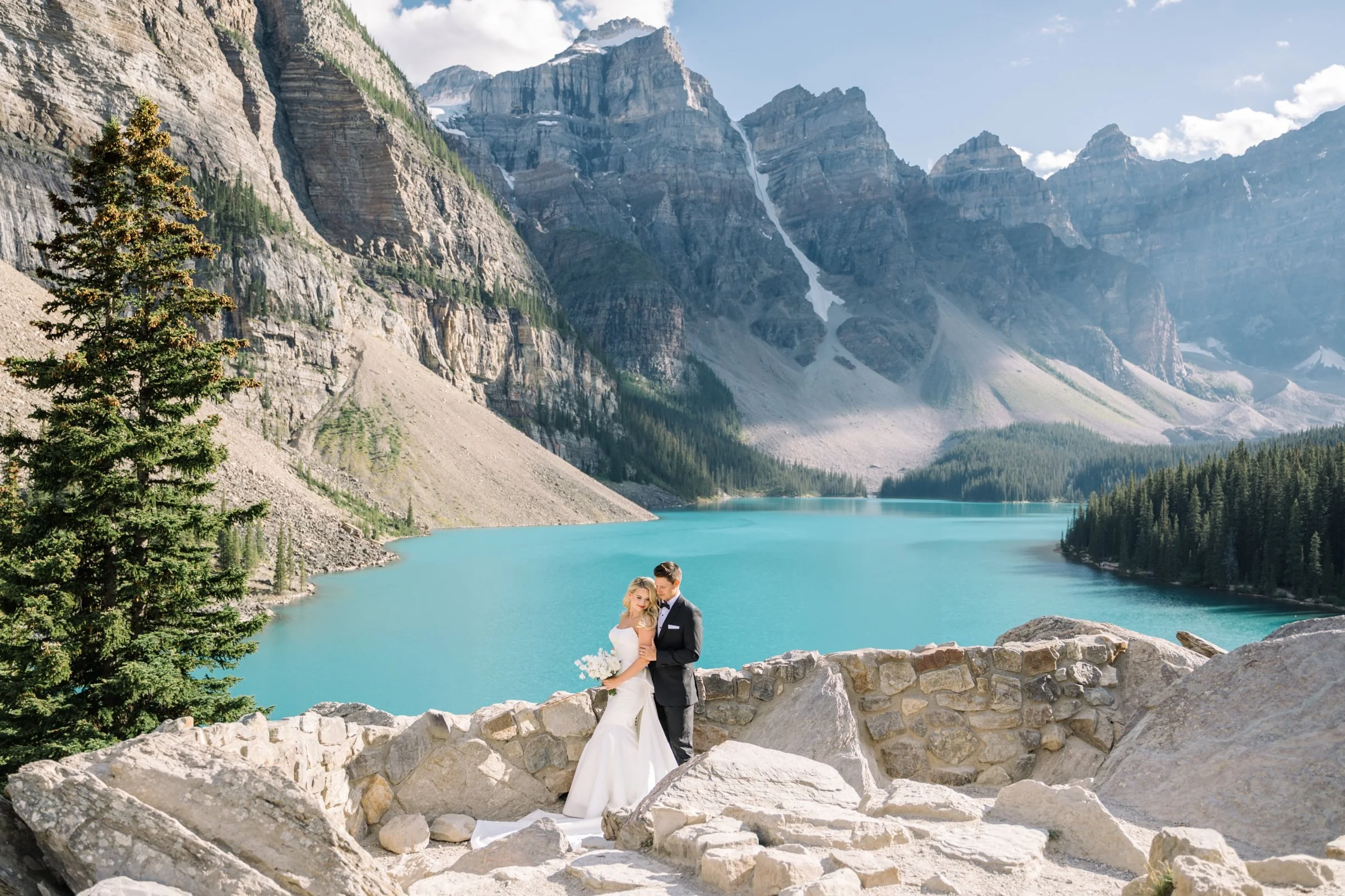 Wedding_Portraits_Moraine_Lake_013.jpg