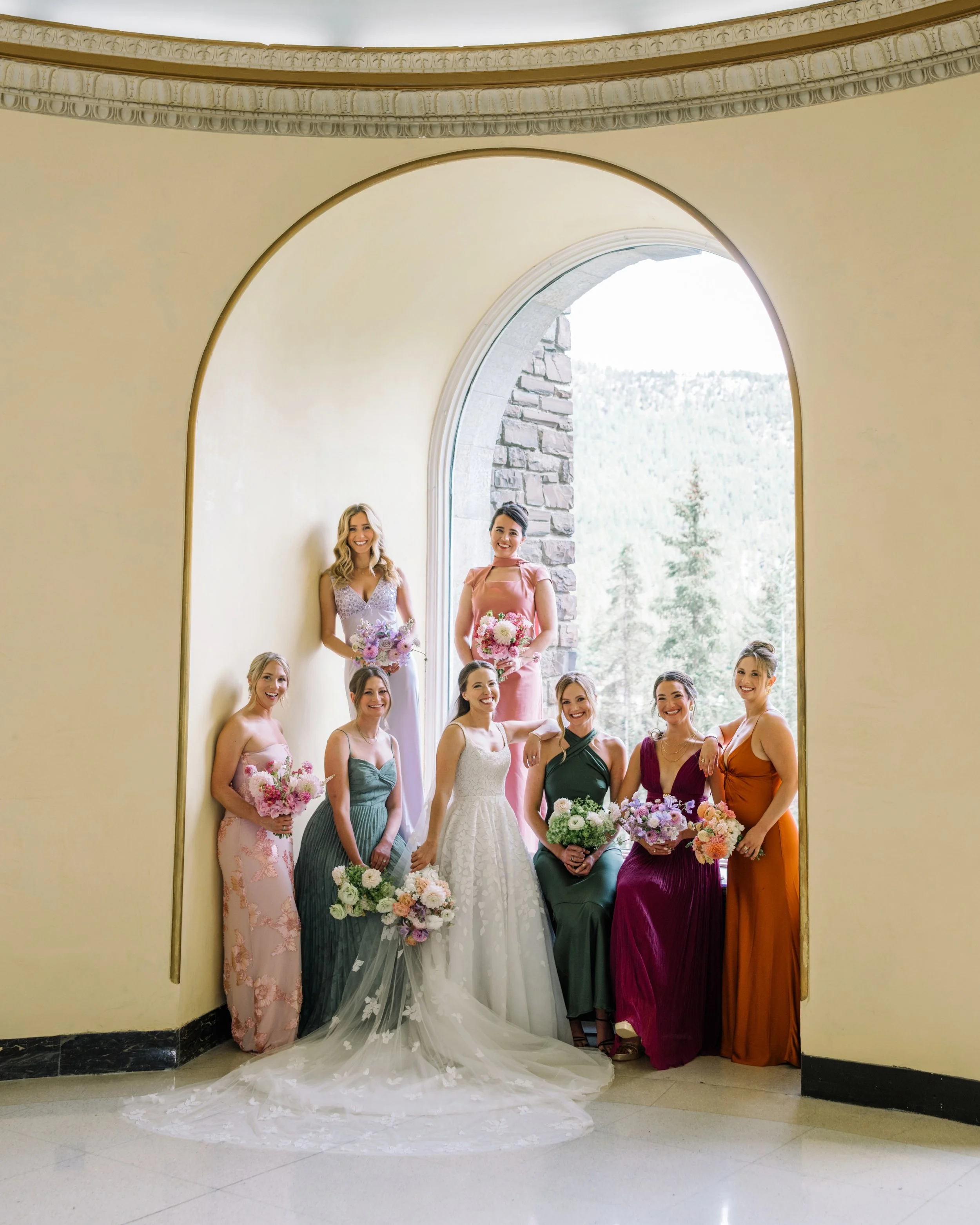 What a lovely summer wedding colour palette! Each bridesmaid bouquet is thoughtfully coordinated to her dress colour. I'm obsessed! By the talented @flowerartistry

Planner: @lynnfletcherweddings @jodymcbeath 
Florals: @flowerartistry 
HMUA: @elevate