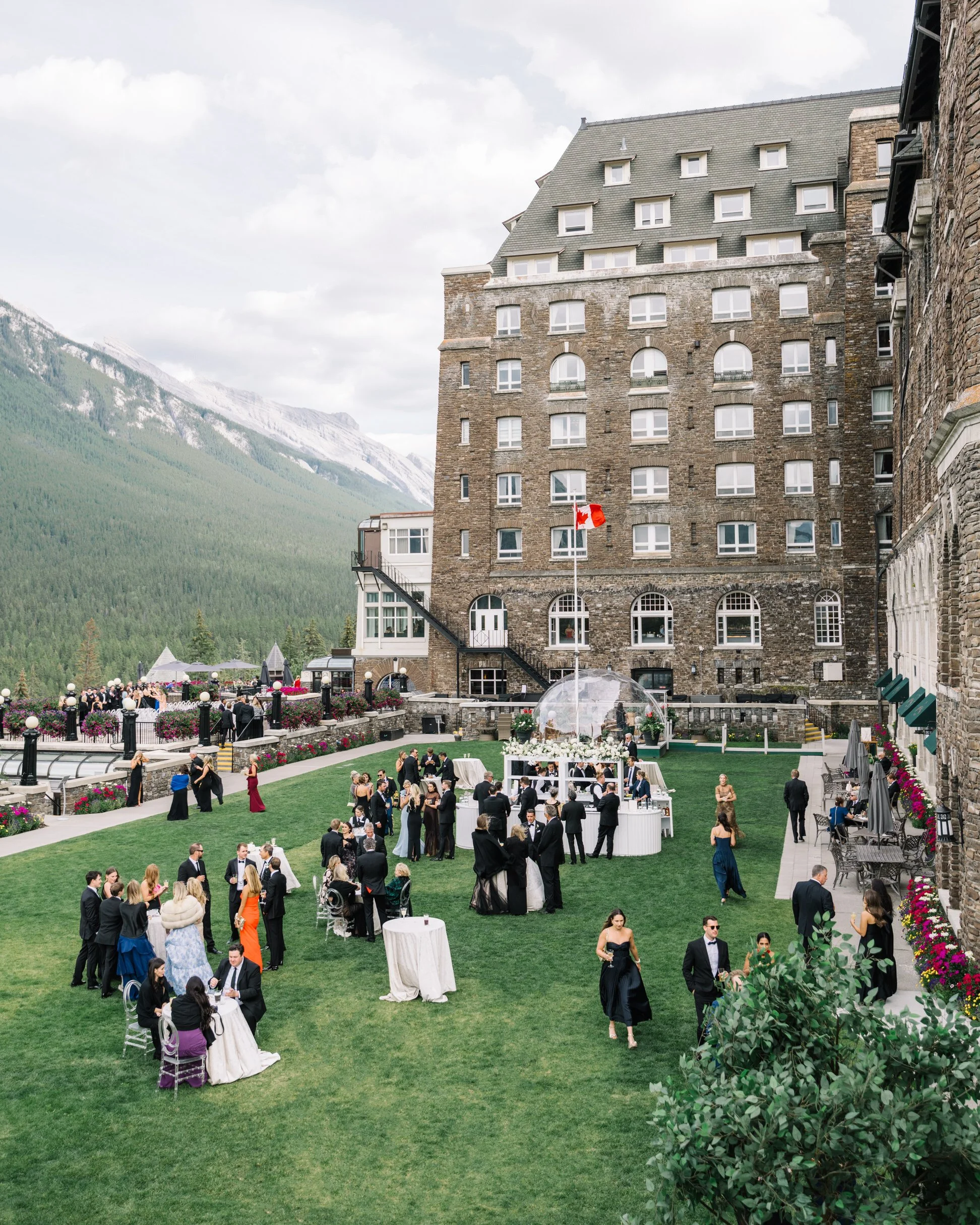 Outdoor cocktail reception at the Fairmont Banff Springs