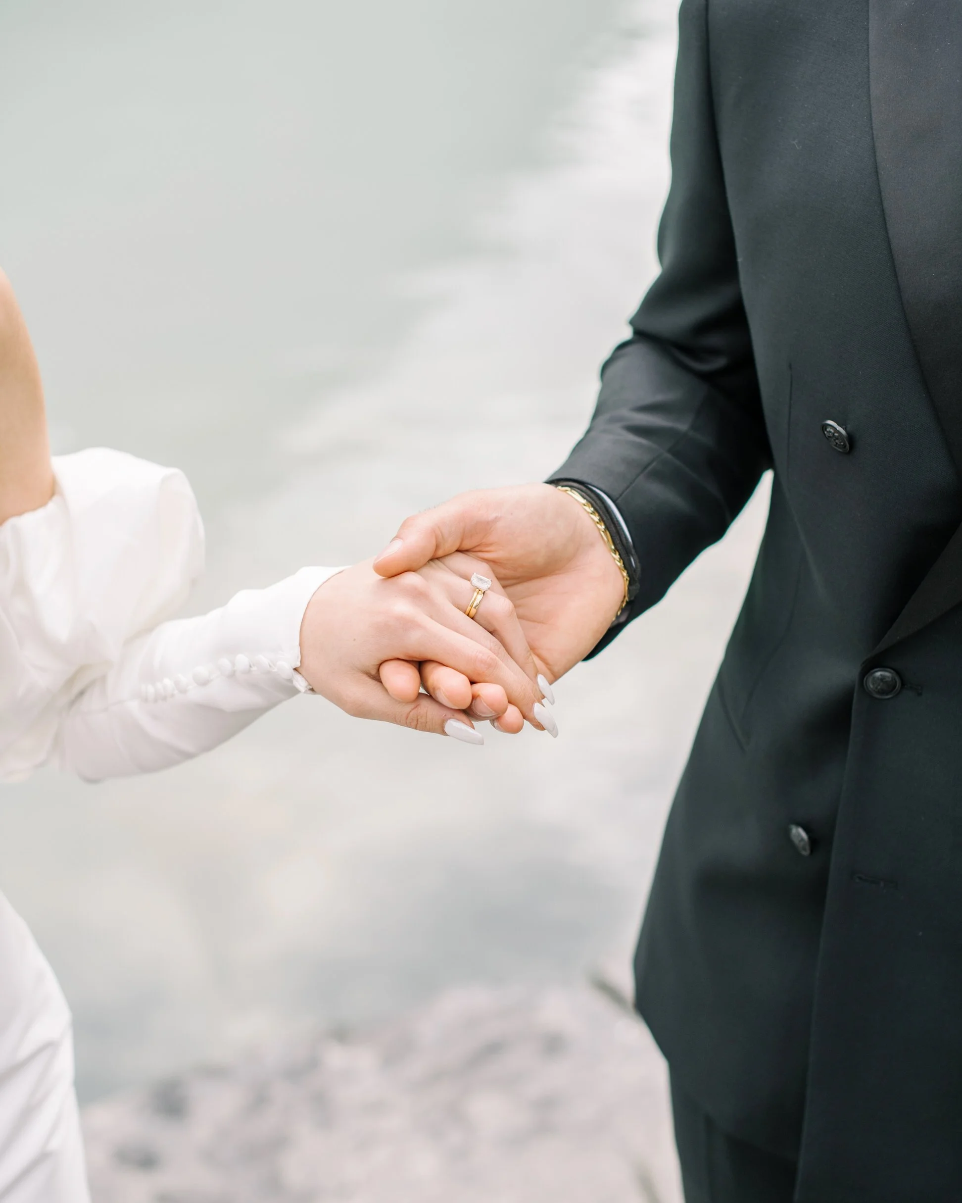 Best wedding photographer in Calgary and Banff area