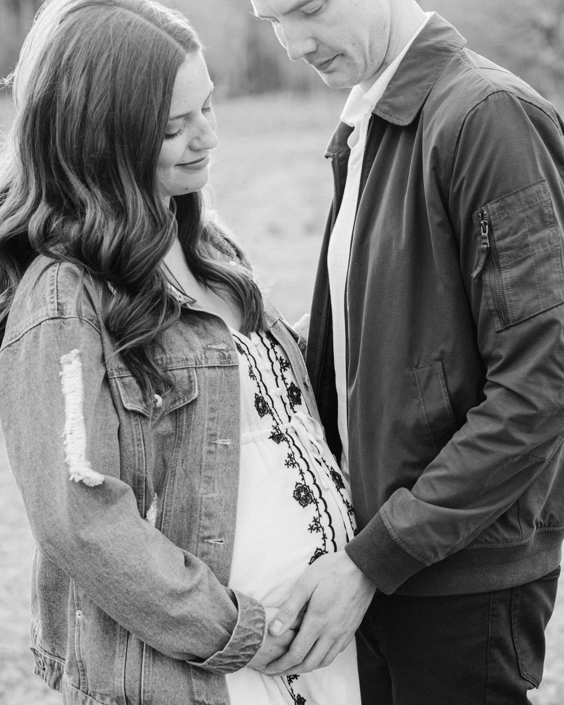 Black and white Maternity session 