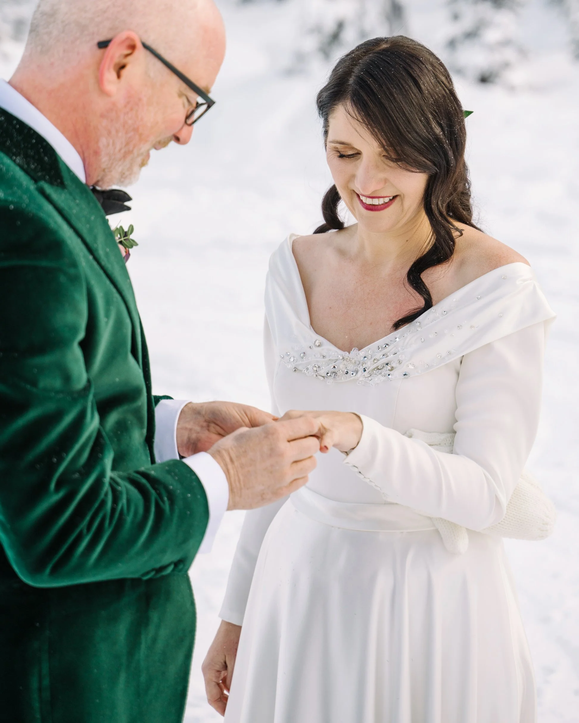 outdoor winter wedding ceremony at Fairmont Chateau Lake Louise