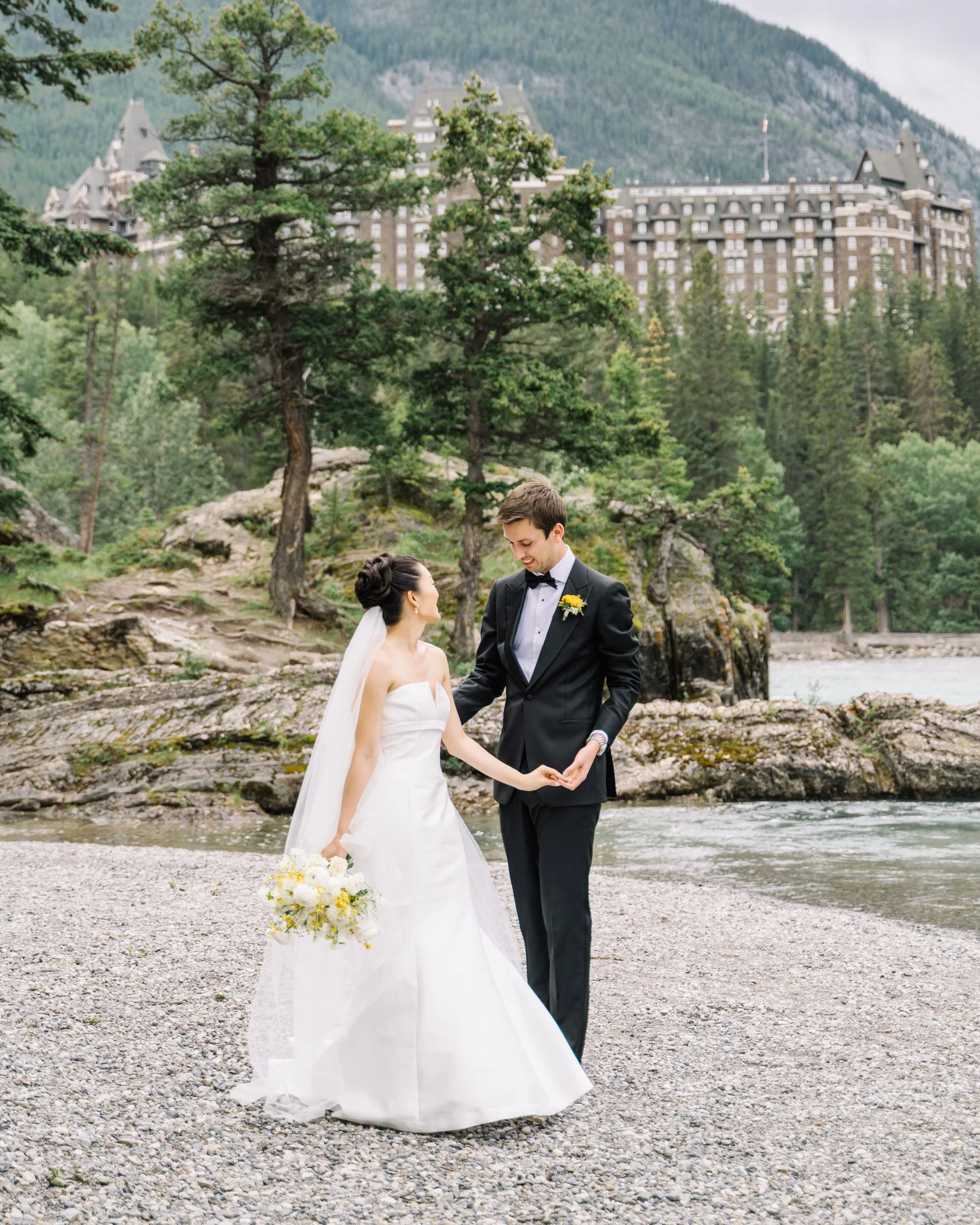 Calgary_Banff_Wedding_Photographer_243.jpg