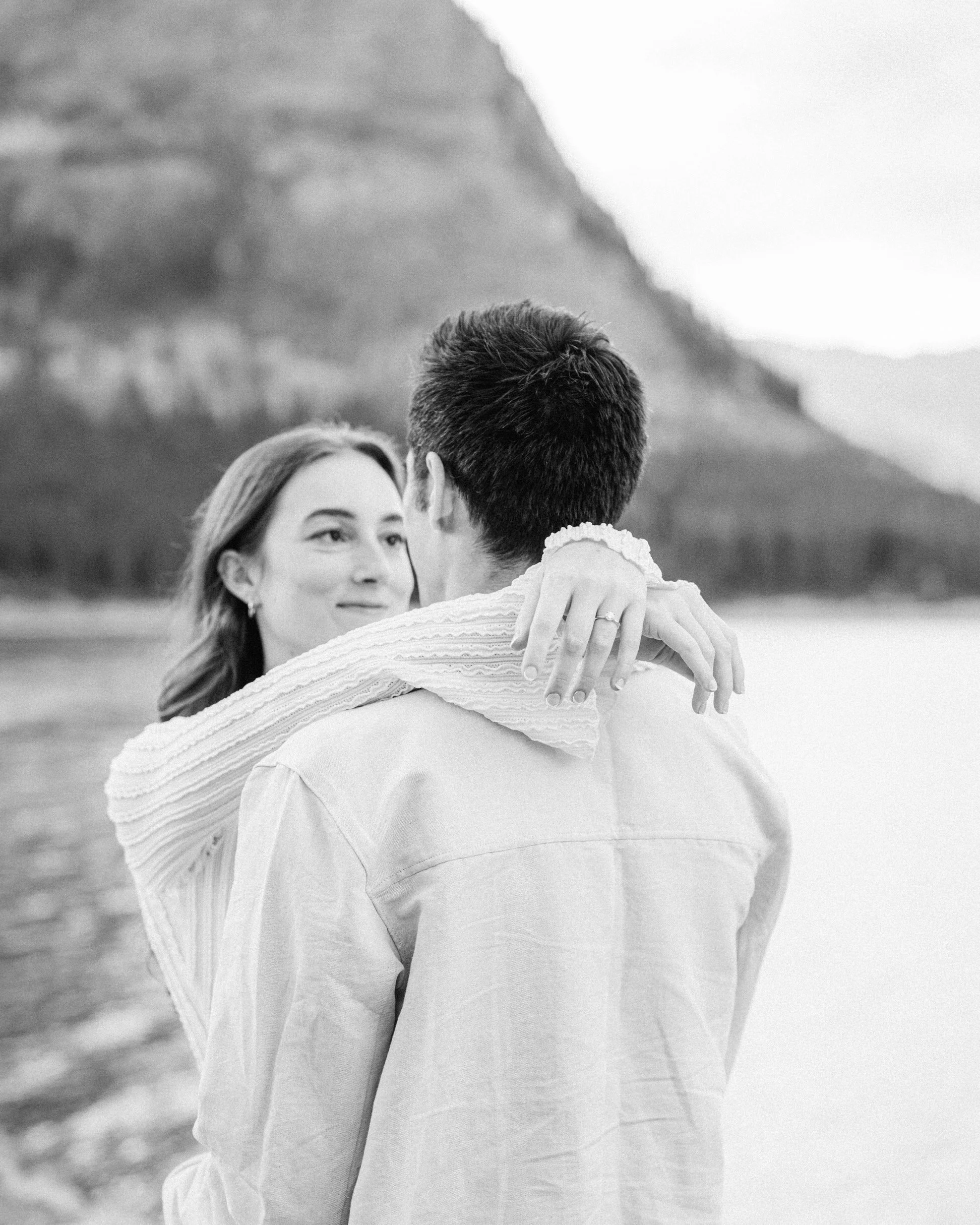 Summer Banff Engagement Session at Lake Minnewanka