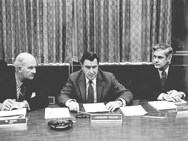 Ambassador F. Haydn Williams (center) at status talks. Courtesy of UH Manoa - Hamilton Pacific TT Archives Photo