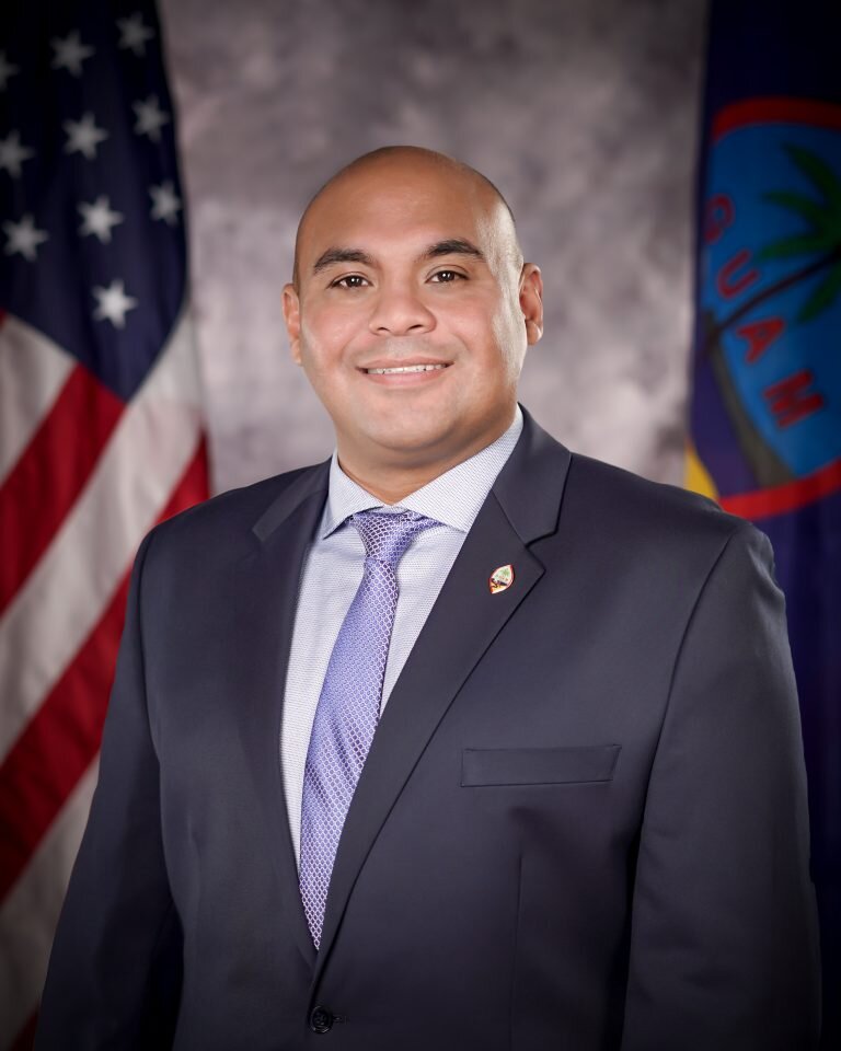 Portrait of Lt. Governor Joshua Tenorio.