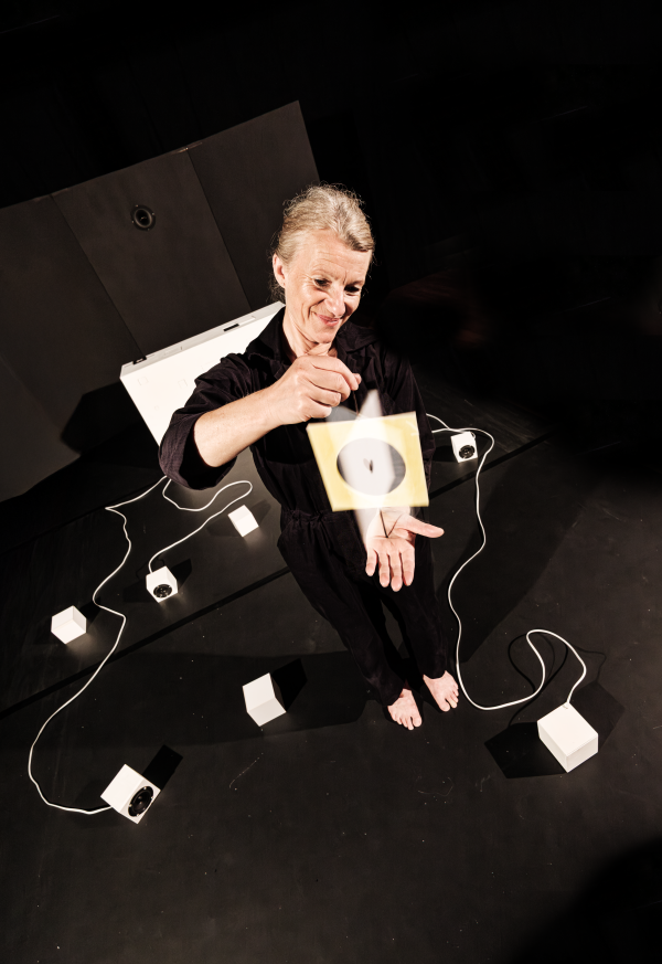 TeaterBlik_Se_Show9web.png